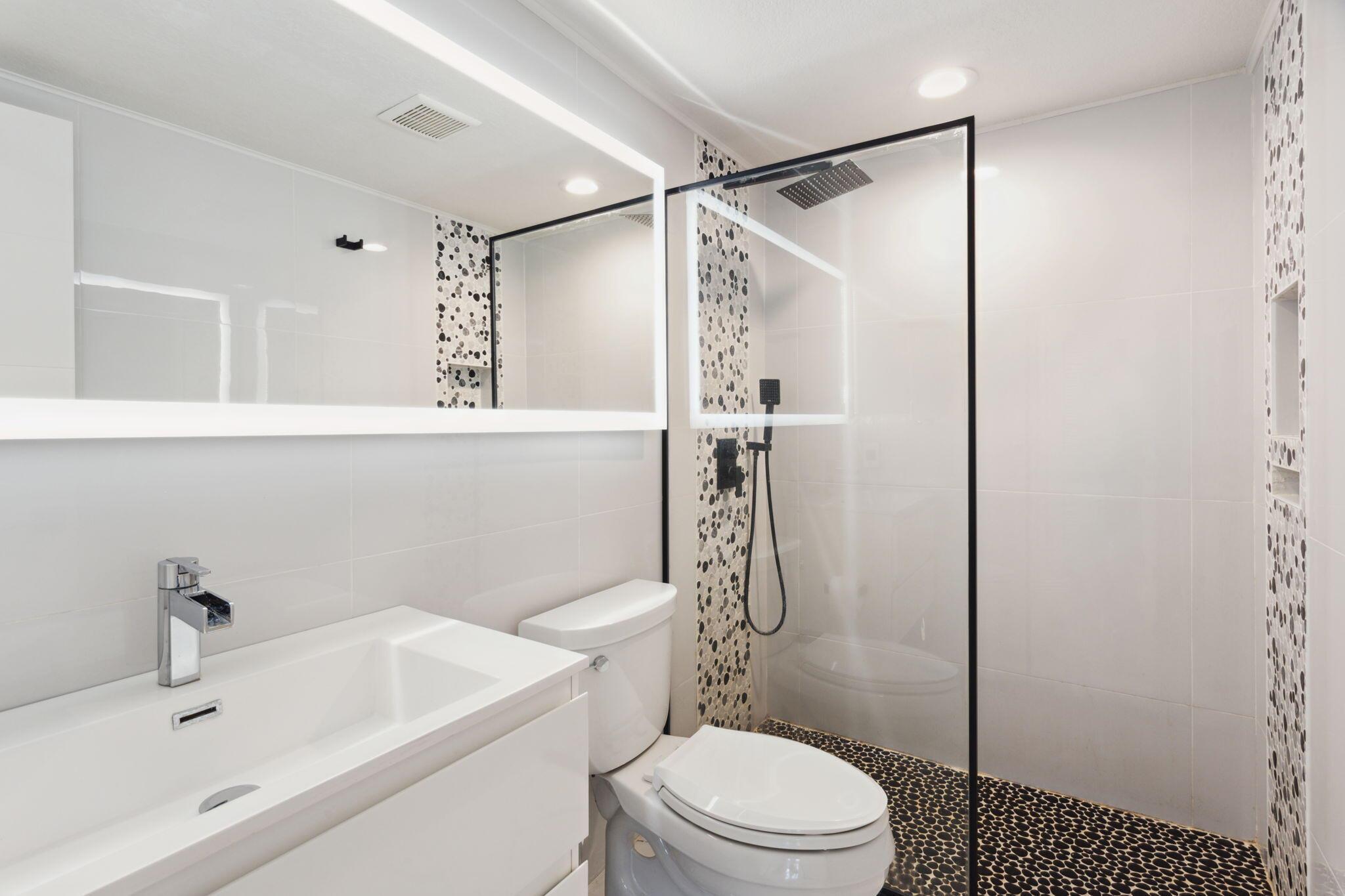 2191 NE 68th Street 401