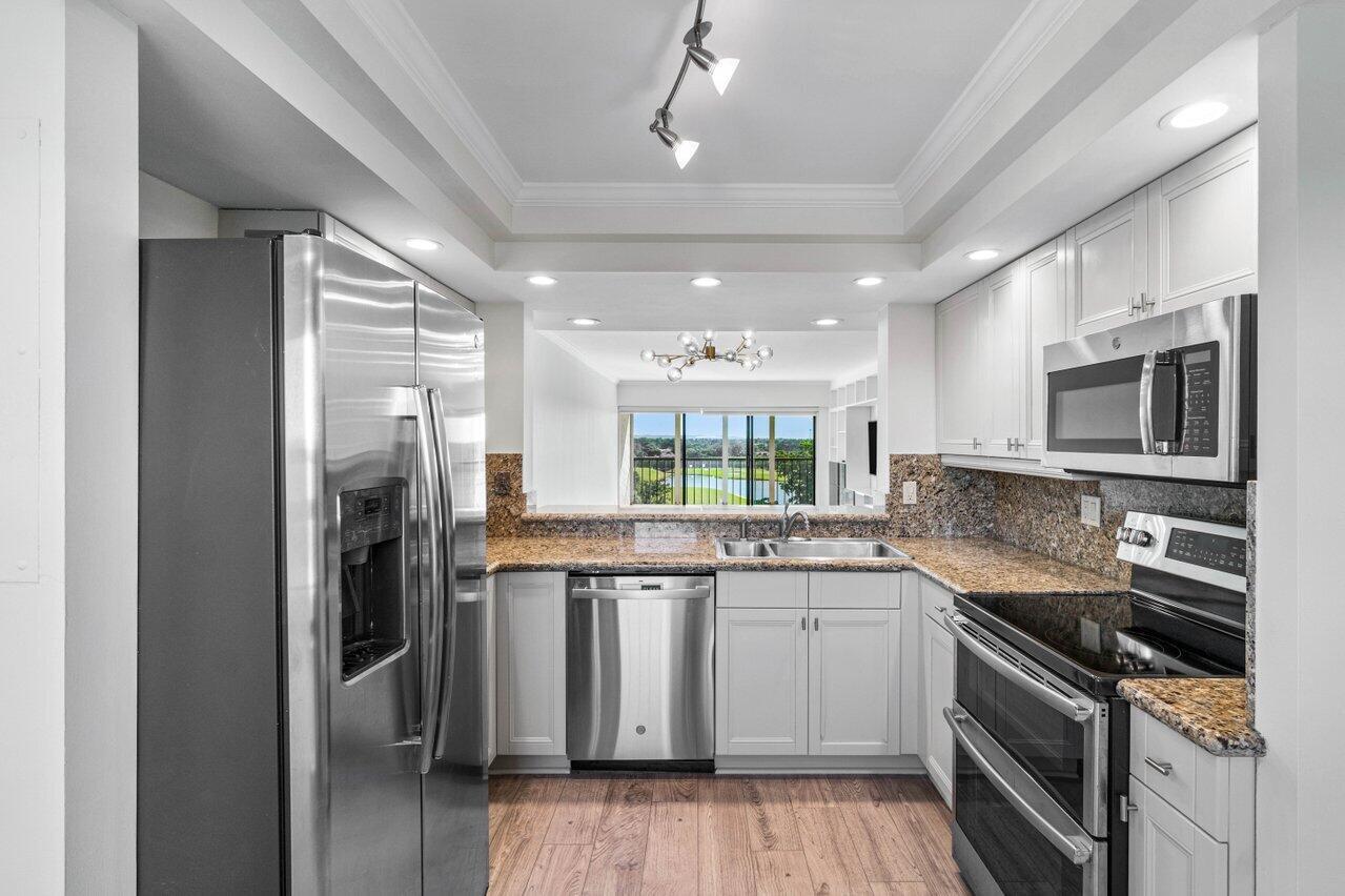 6662 Boca Del Mar Drive 717