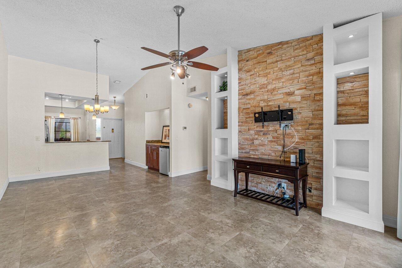 2371 SW 15th Street 100