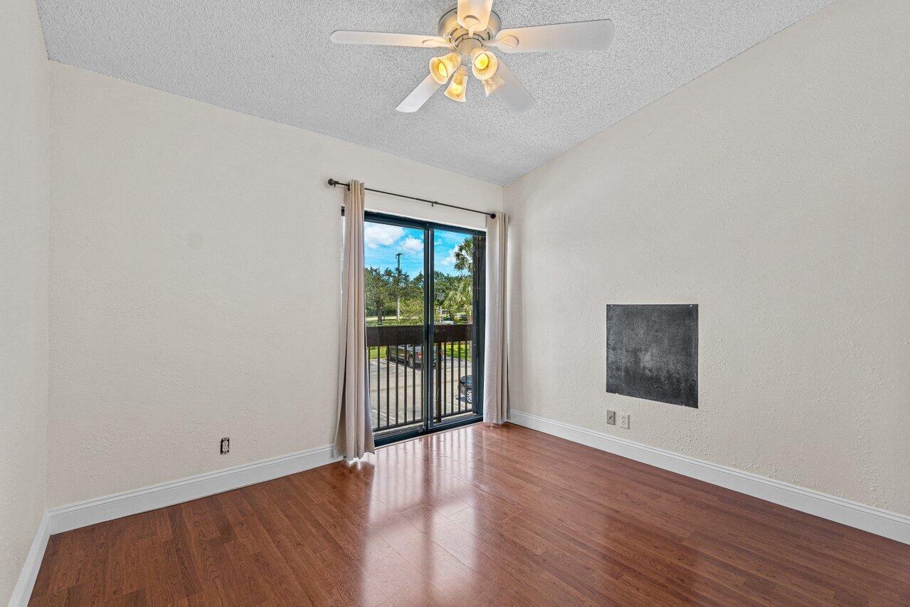 2371 SW 15th Street 100