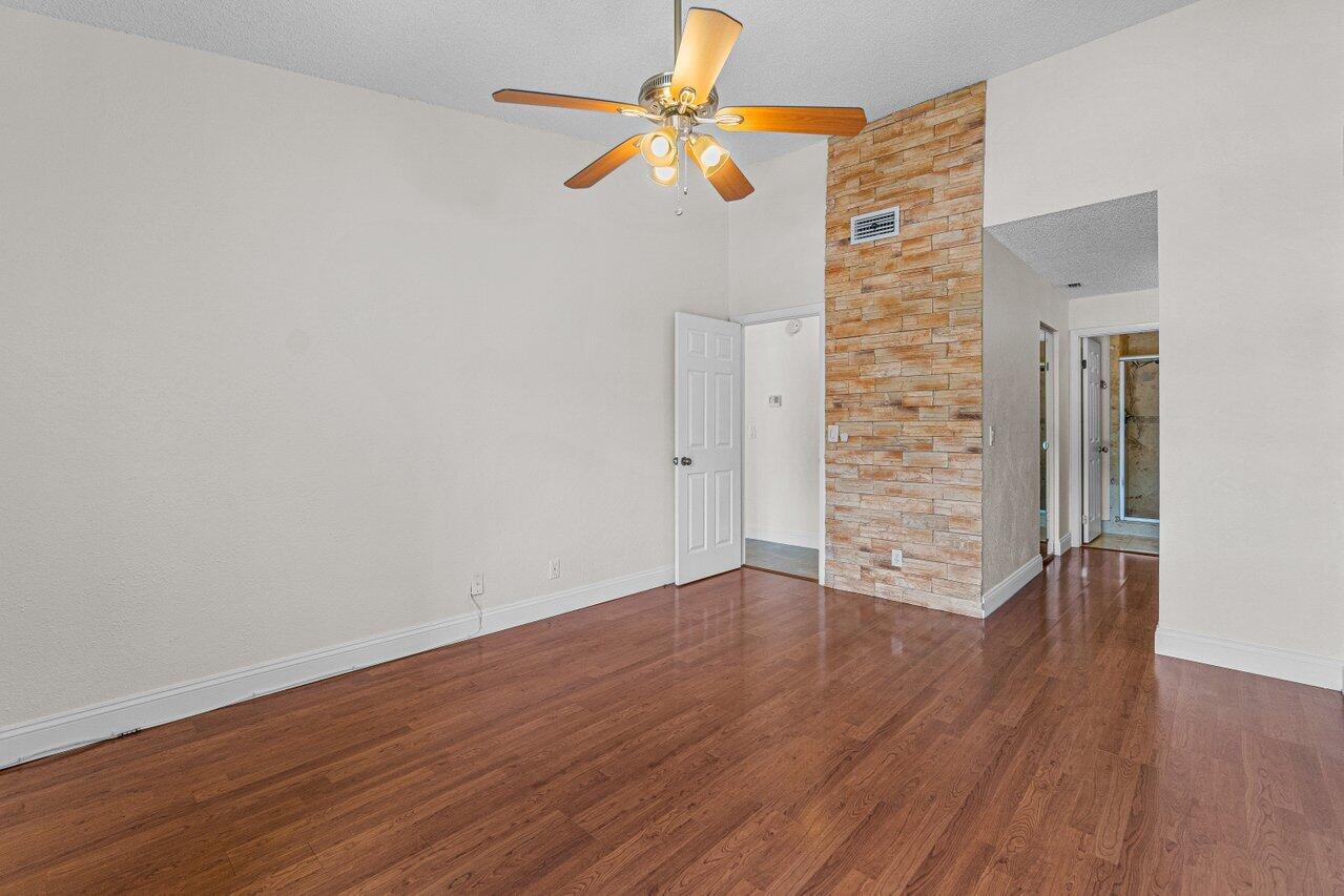 2371 SW 15th Street 100