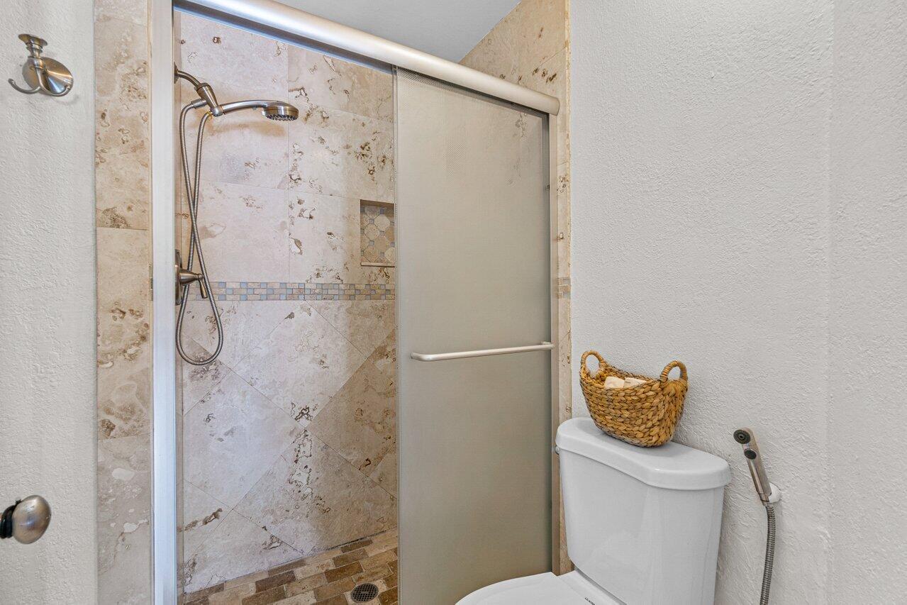 2371 SW 15th Street 100