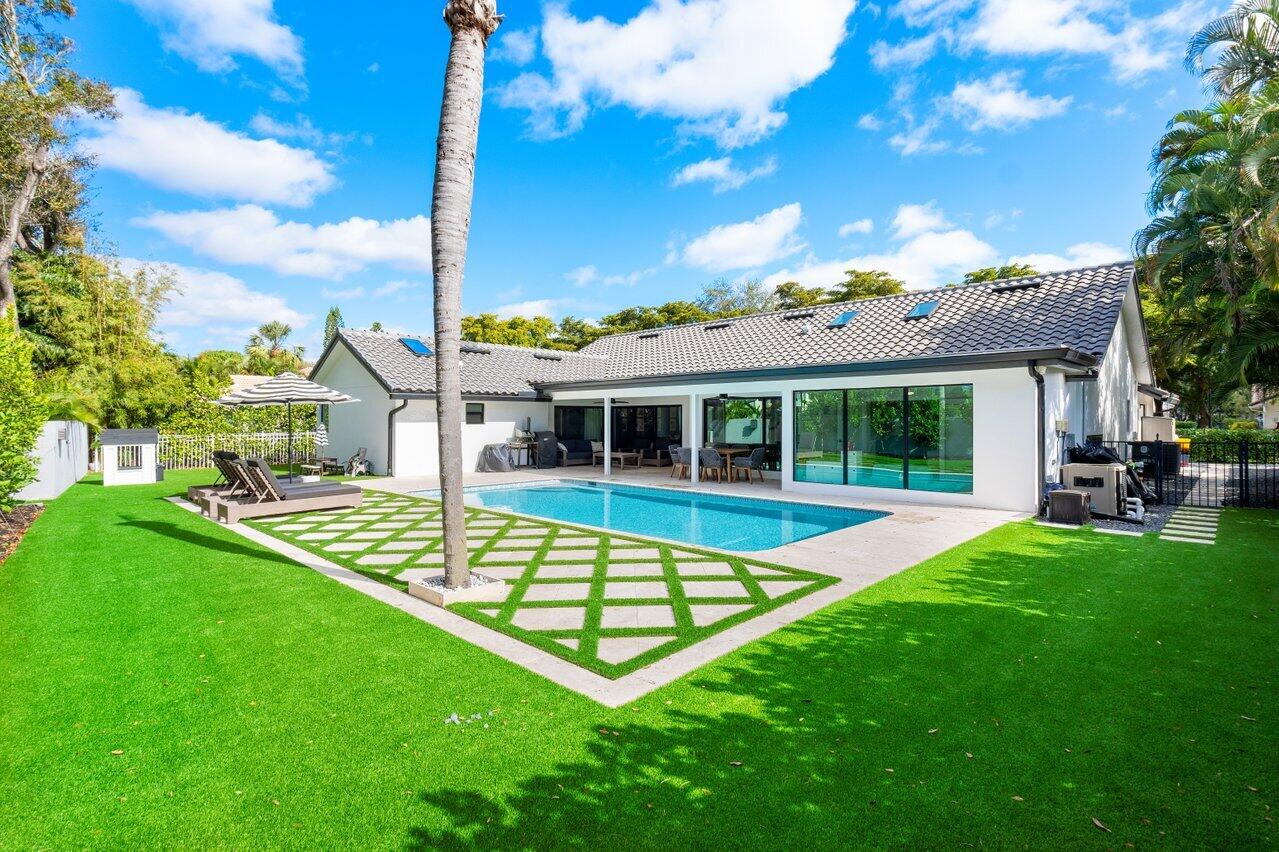 2025 Parkside Circle S