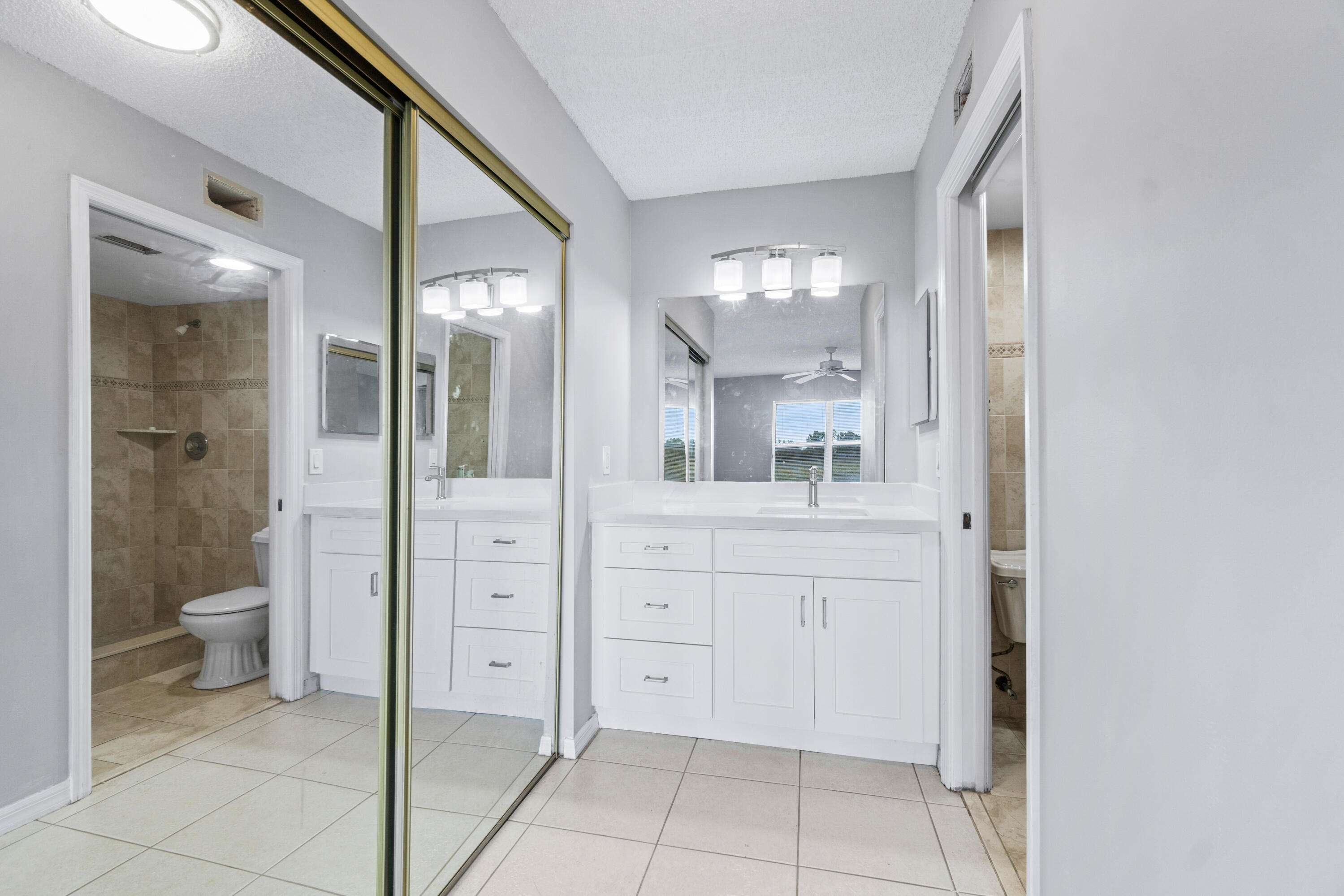 10930 Lakemore Lane 103