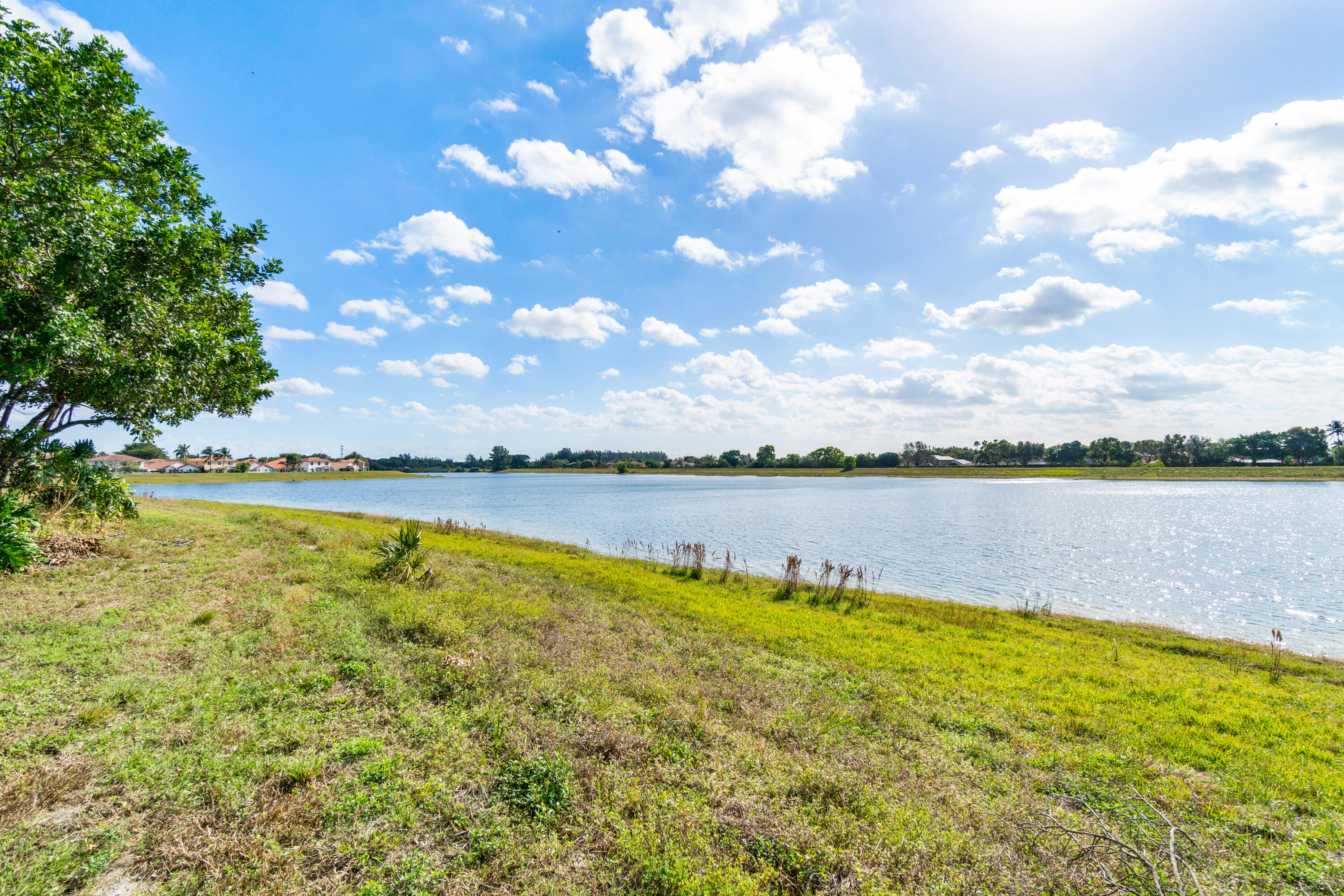 10930 Lakemore Lane 103