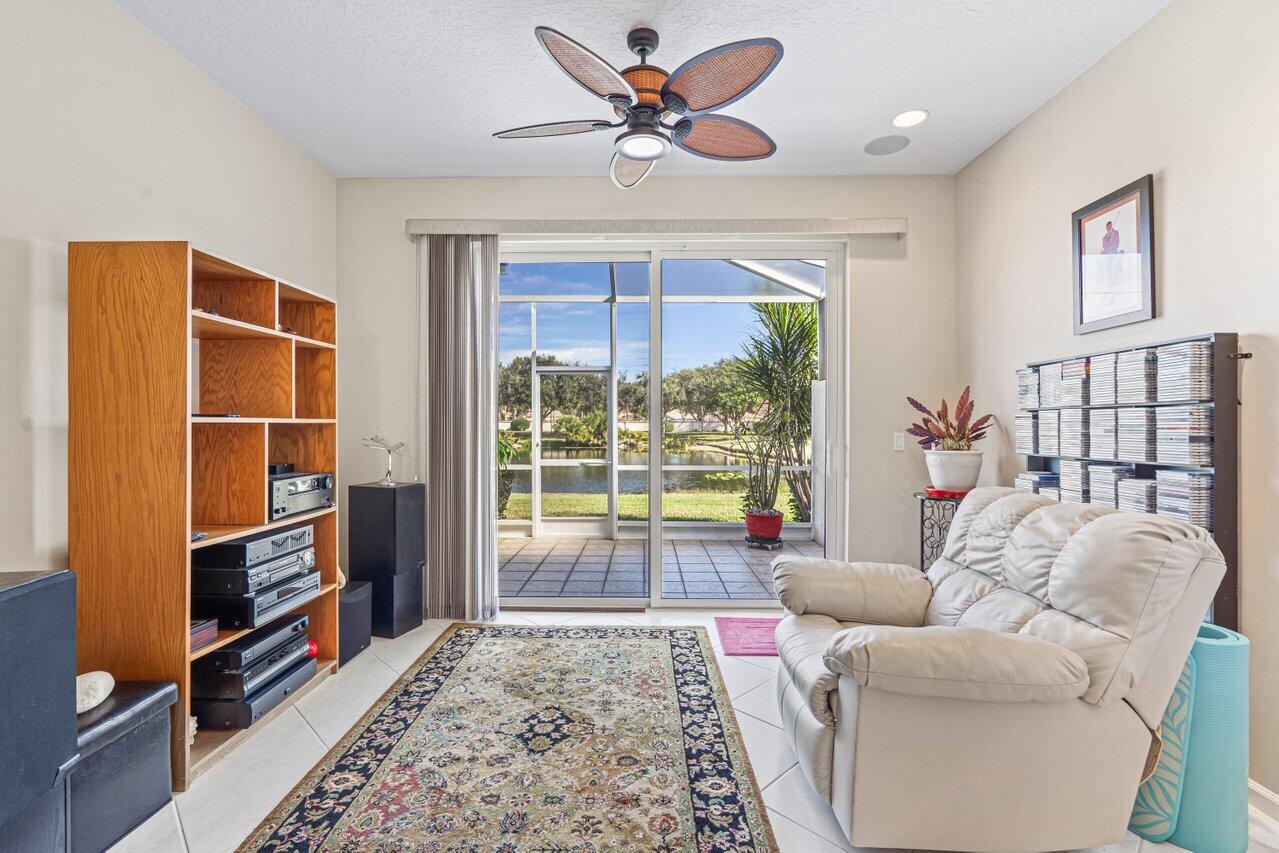 9648 Crescent View Drive N, Boynton Beach