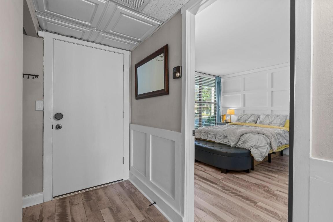 2 Royal Palm Way 105