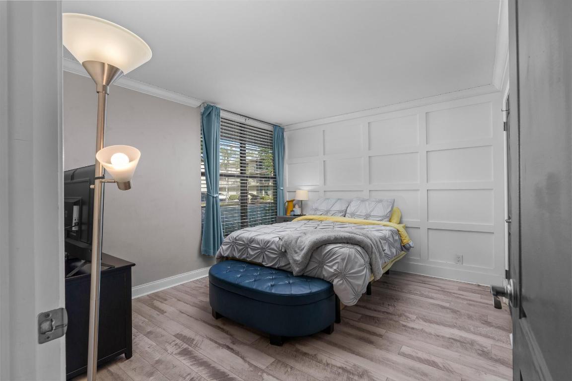 2 Royal Palm Way 105