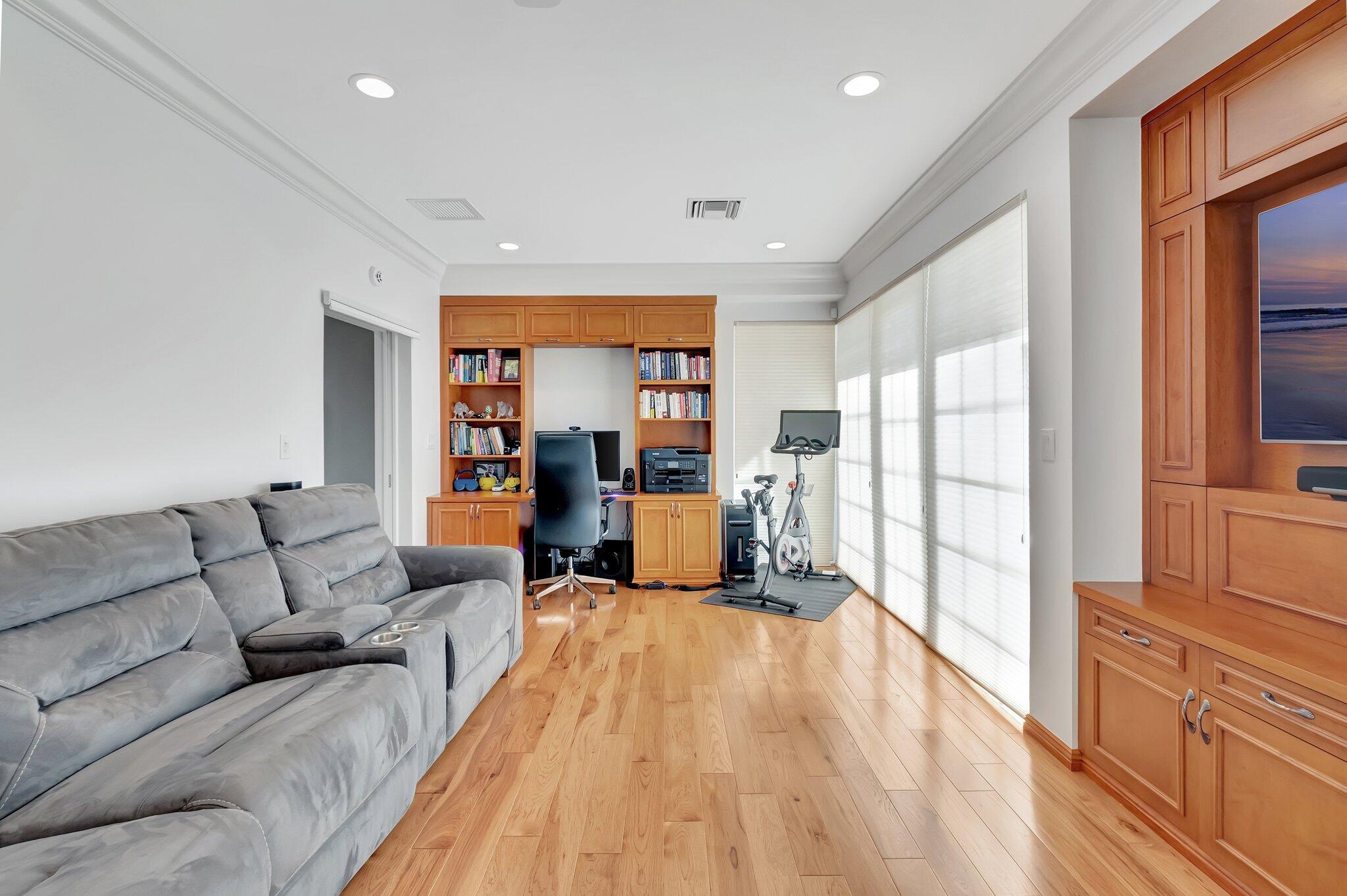 17113 Northway Circle