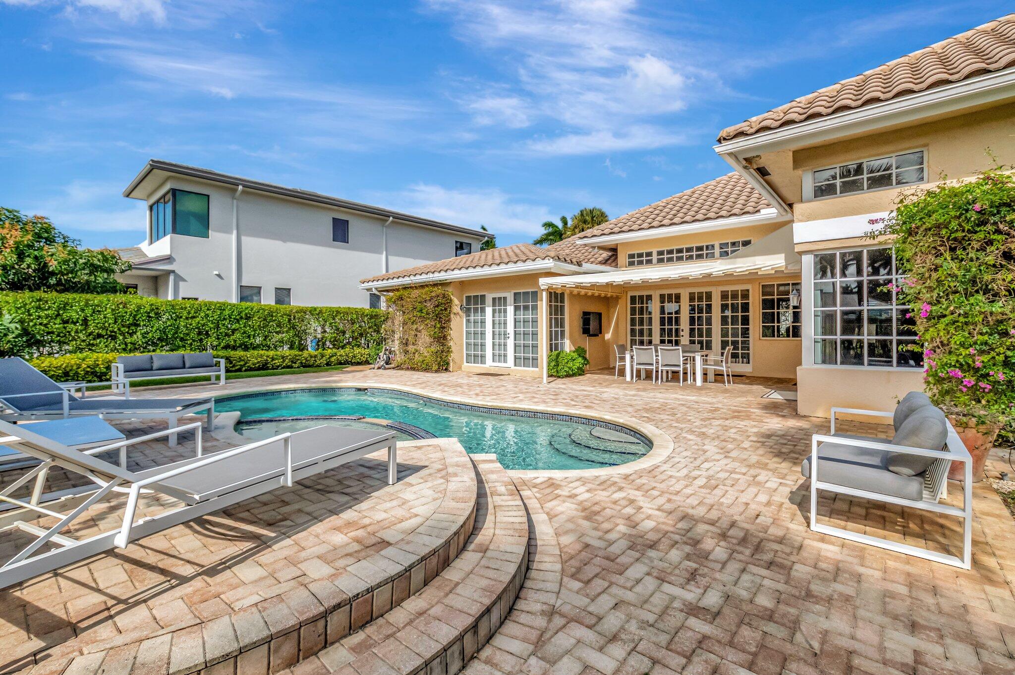 17113 Northway Circle