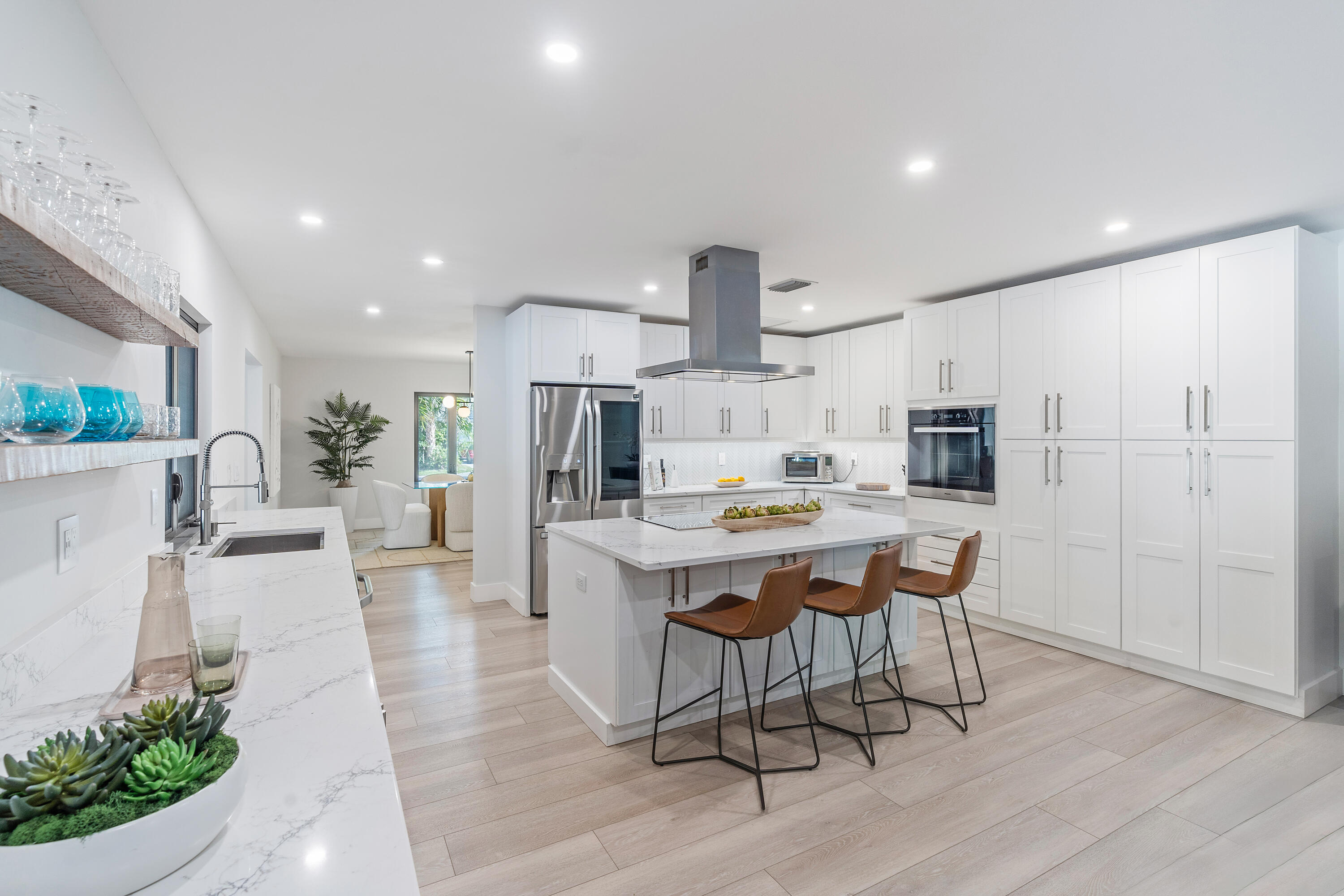 401 NW 17th Street