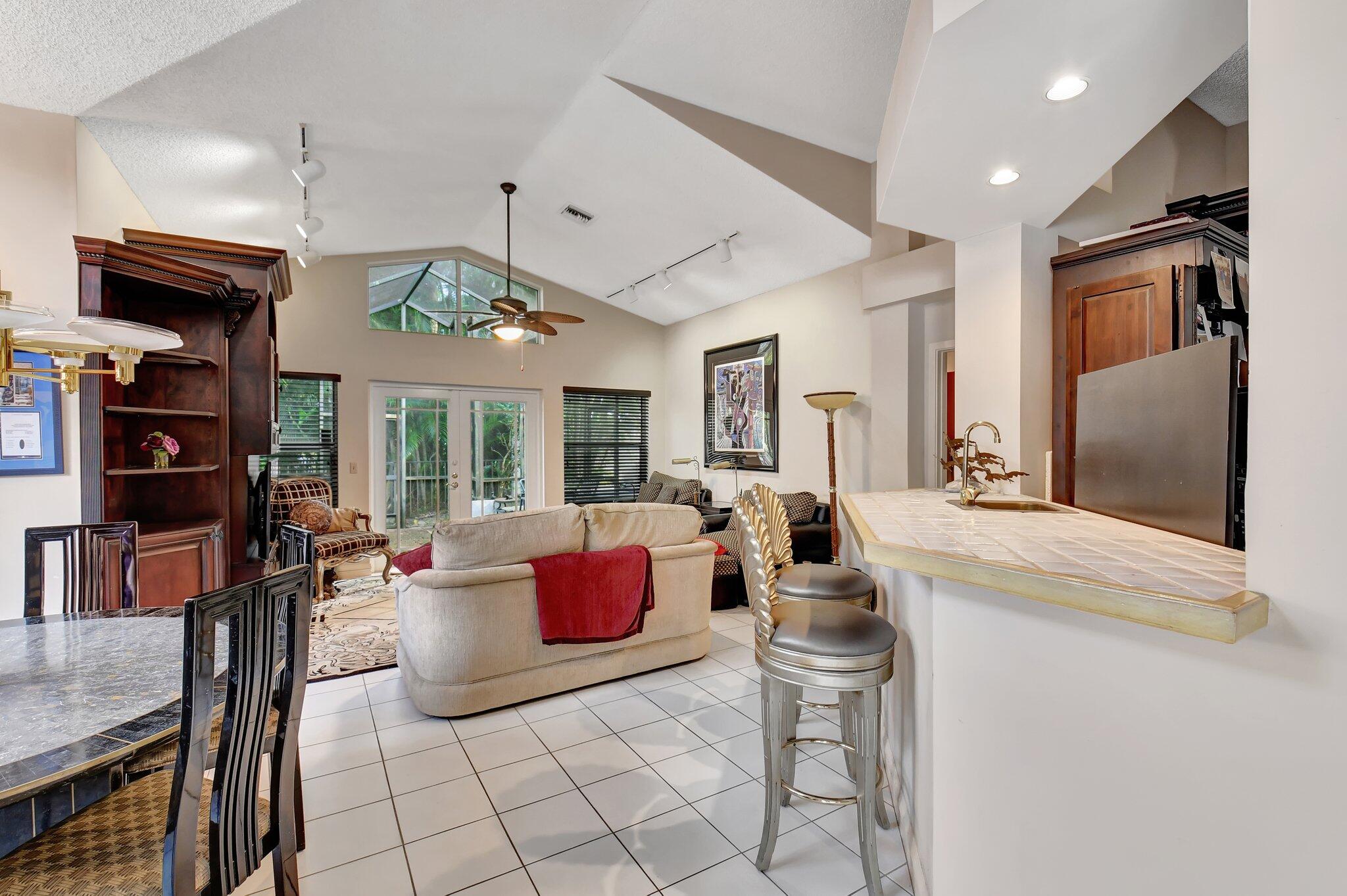 2014 NW 52nd Street