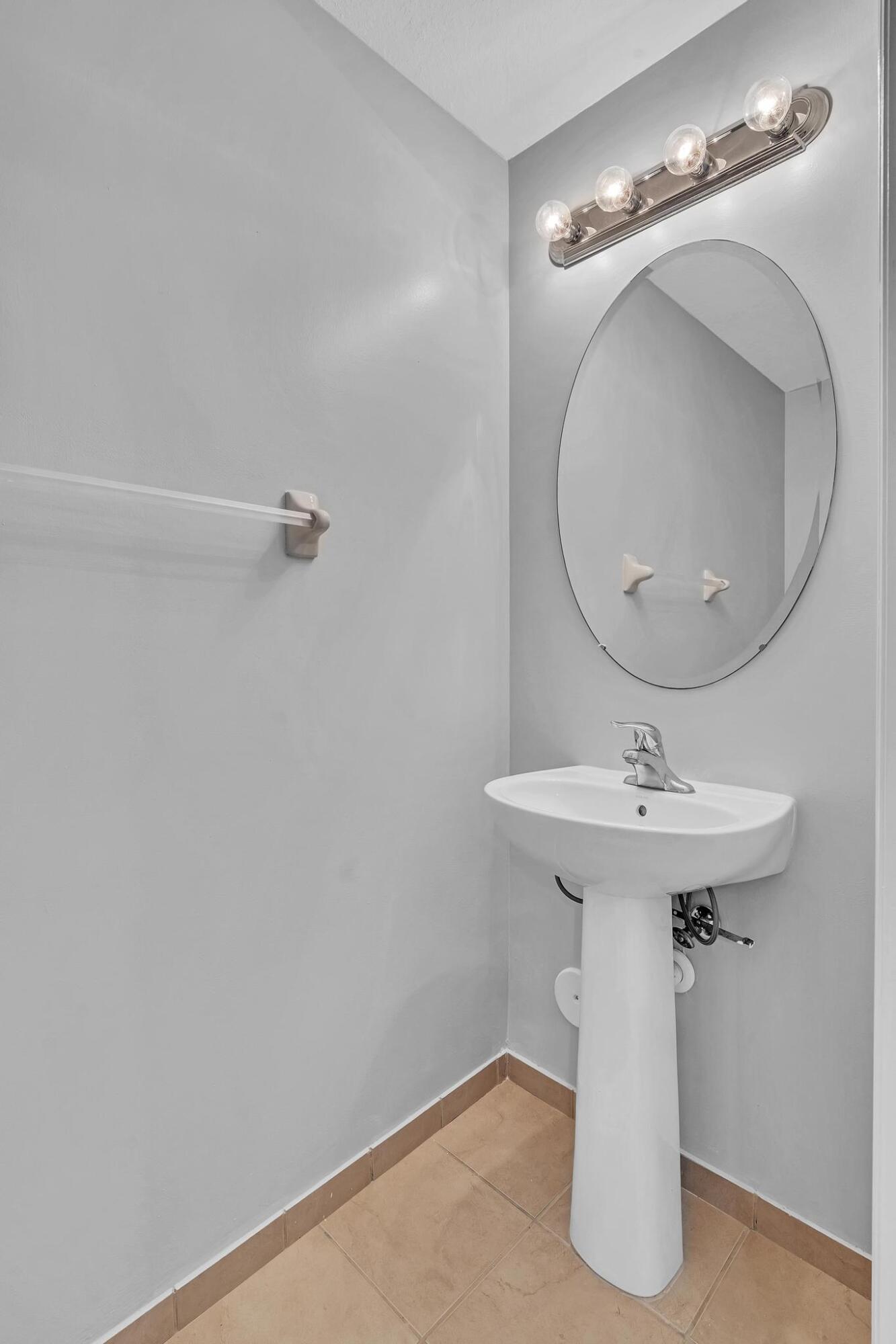 3320 W 90th Street, Hialeah