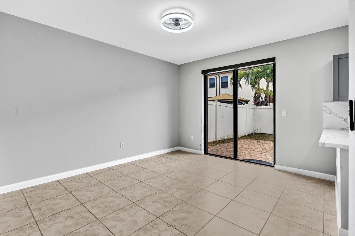 3320 W 90th Street, Hialeah