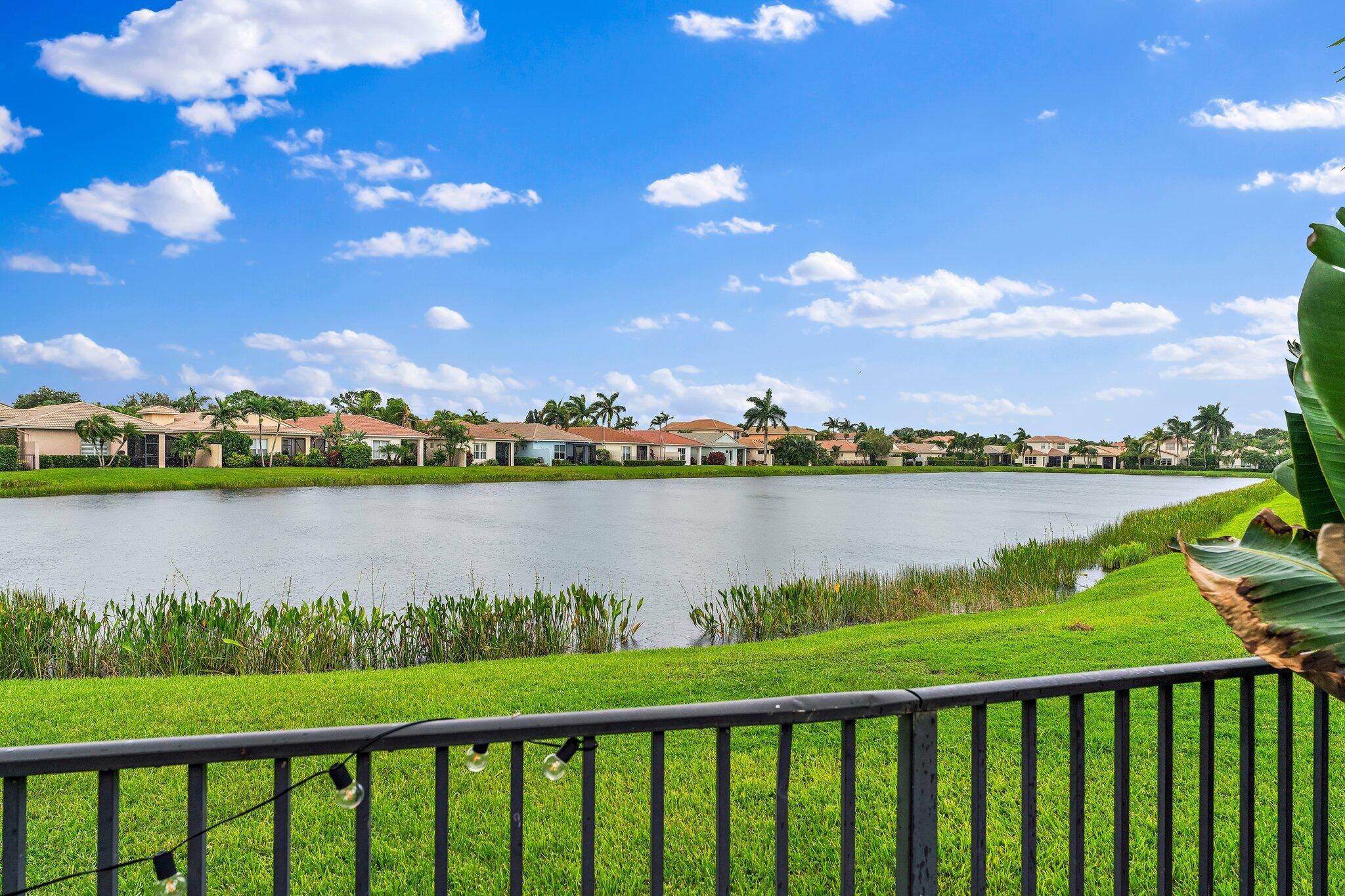 102 Isle Verde Way