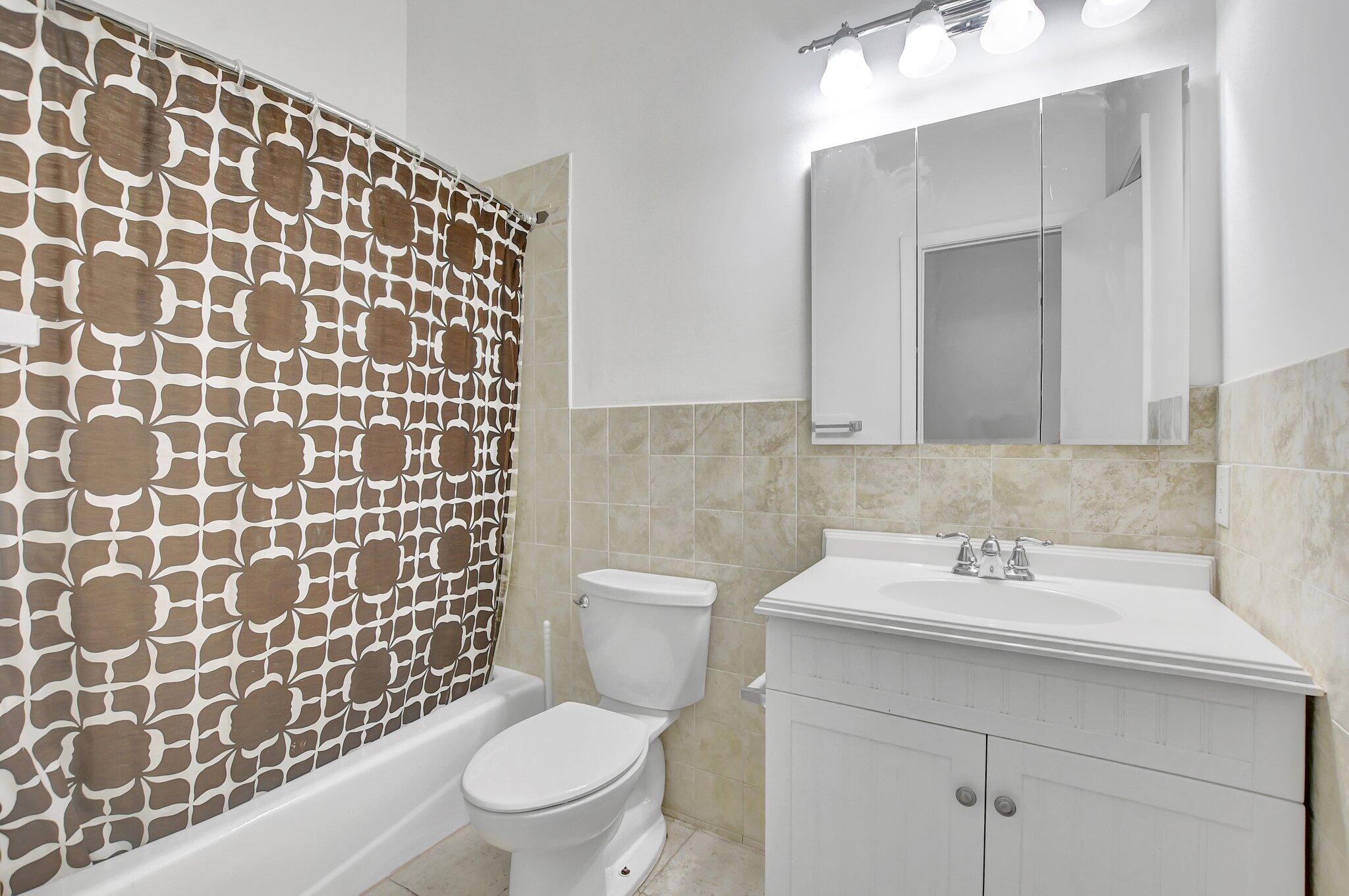 7630 Lago Del Mar Drive 6