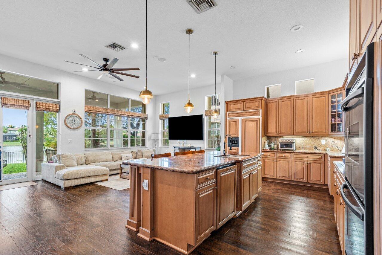8225 NW 105th Lane