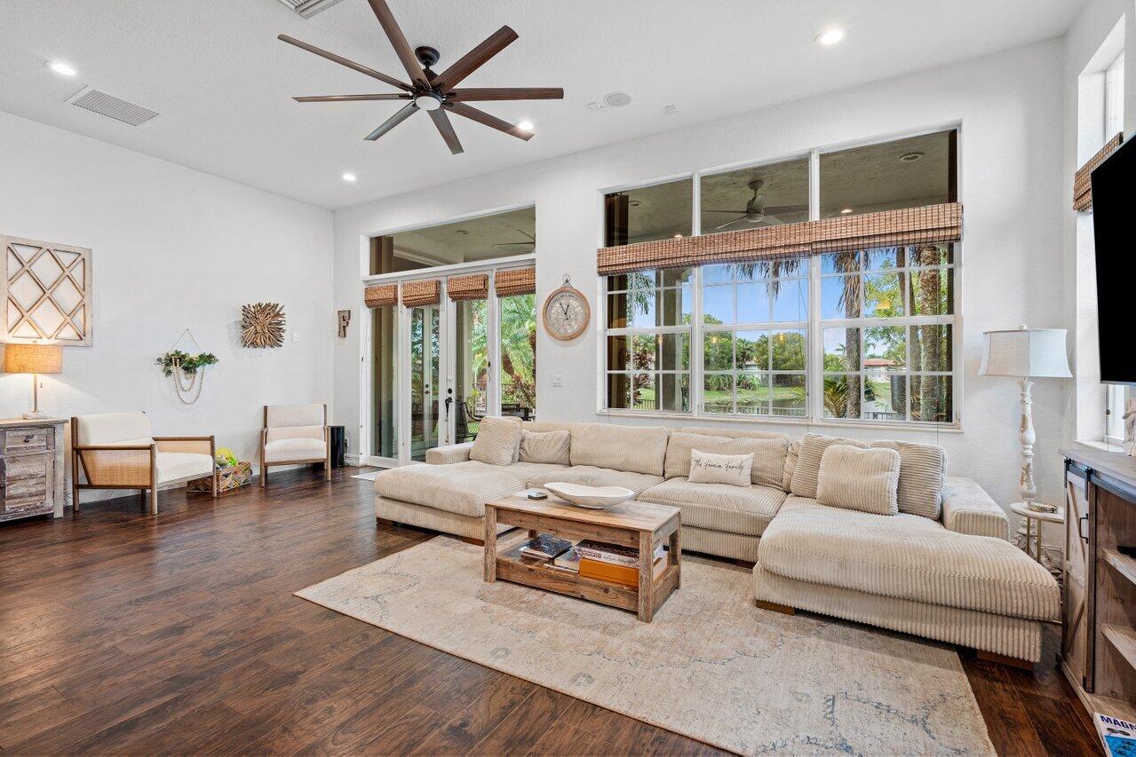 8225 NW 105th Lane