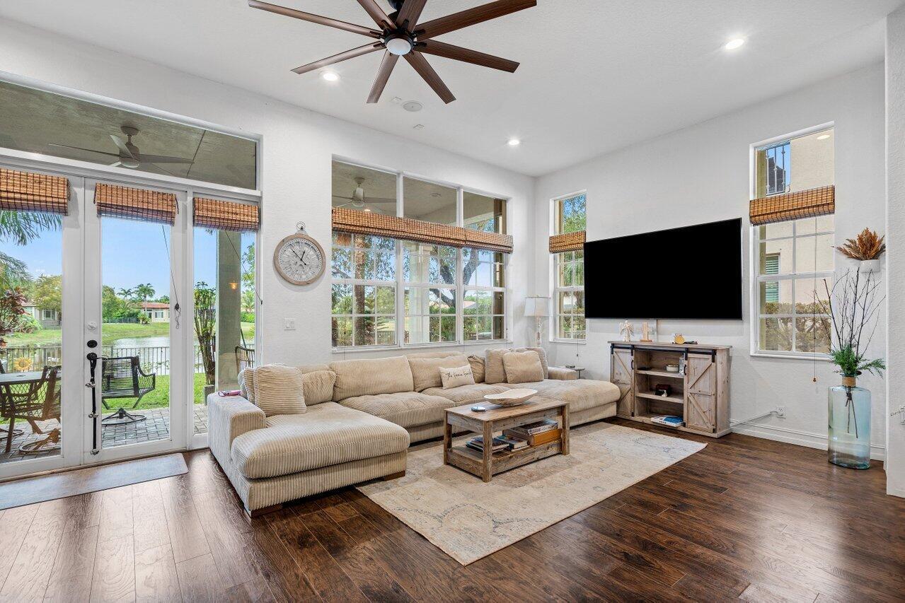 8225 NW 105th Lane
