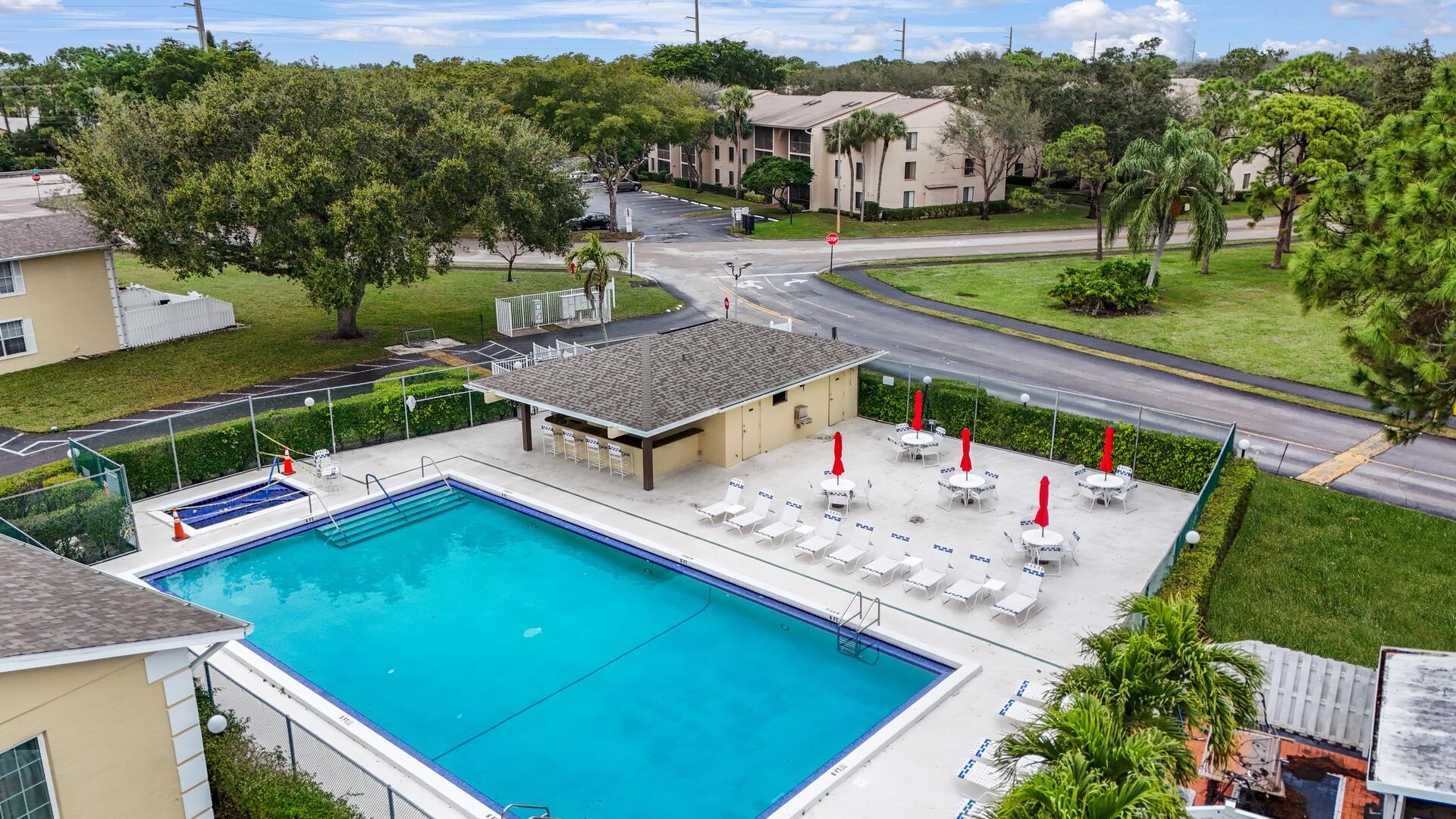 231 Foxtail Drive G, Greenacres Unit: G