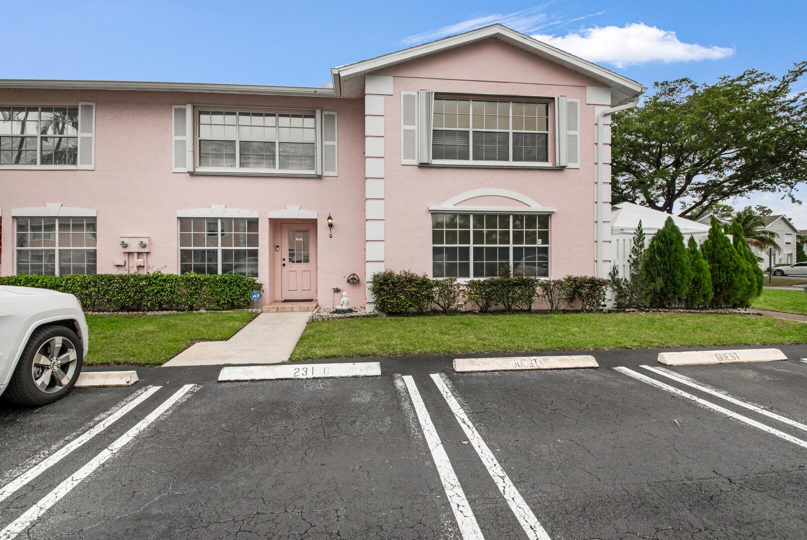 231 Foxtail Drive G, Greenacres Unit: G