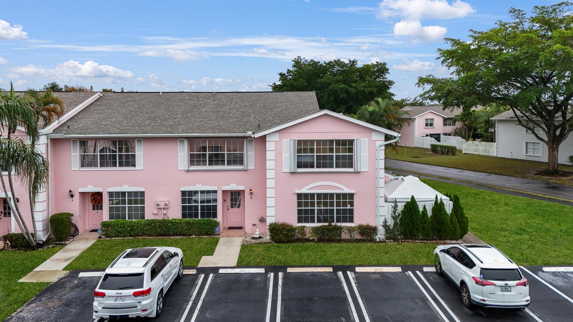 231 Foxtail Drive G, Greenacres Unit: G