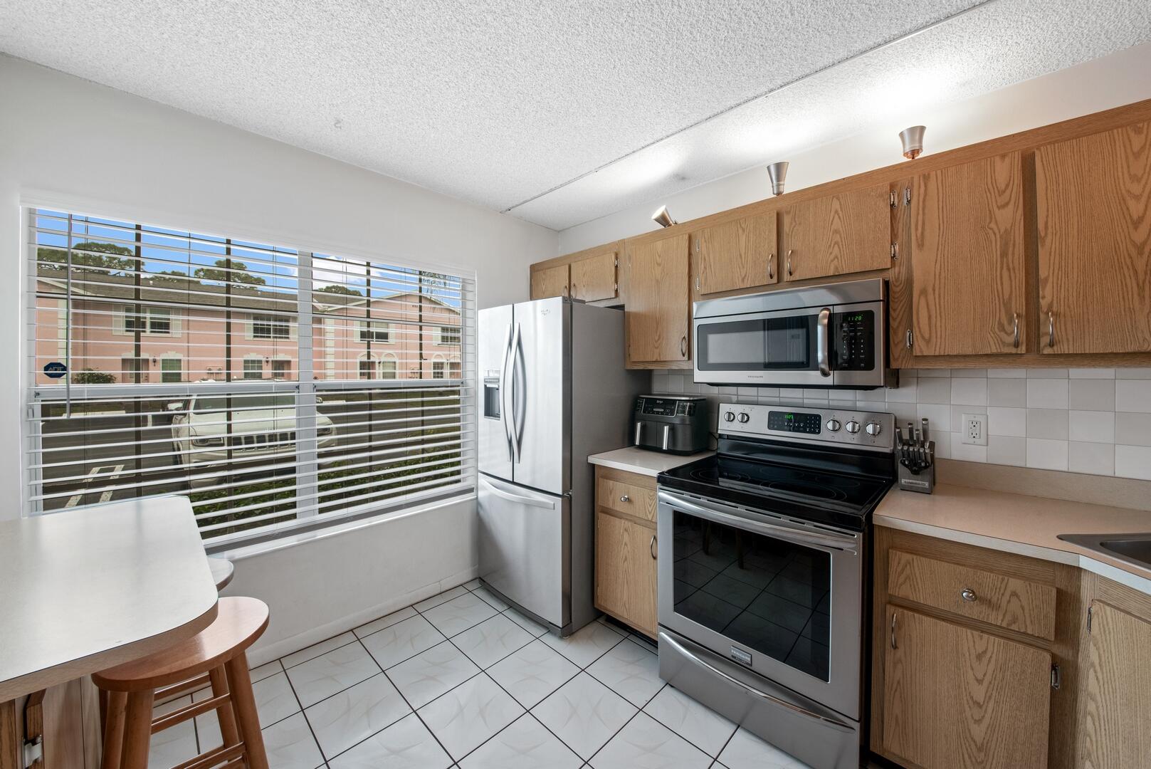 231 Foxtail Drive G, Greenacres Unit: G