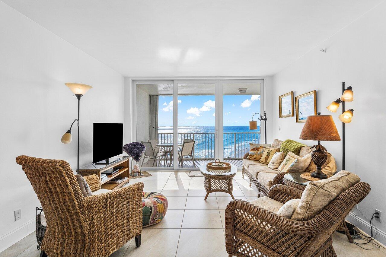 3101 S Ocean 1022 Boulevard 1022