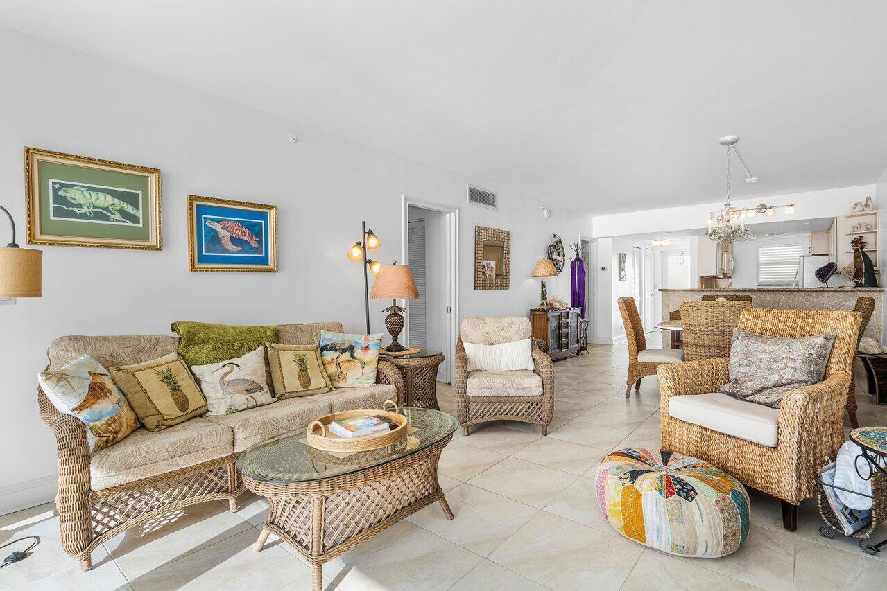 3101 S Ocean 1022 Boulevard 1022