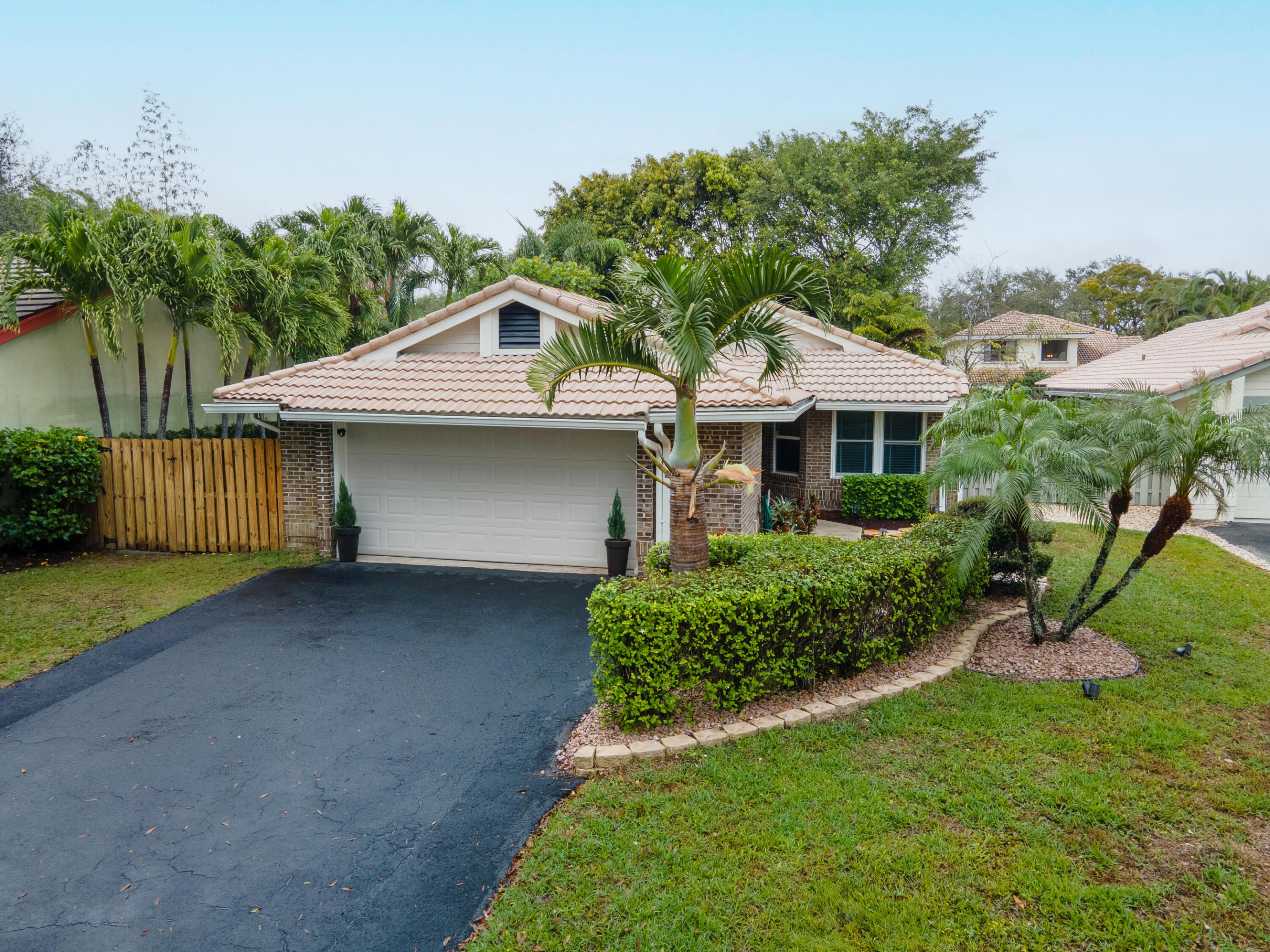 4135 NW 1st Court