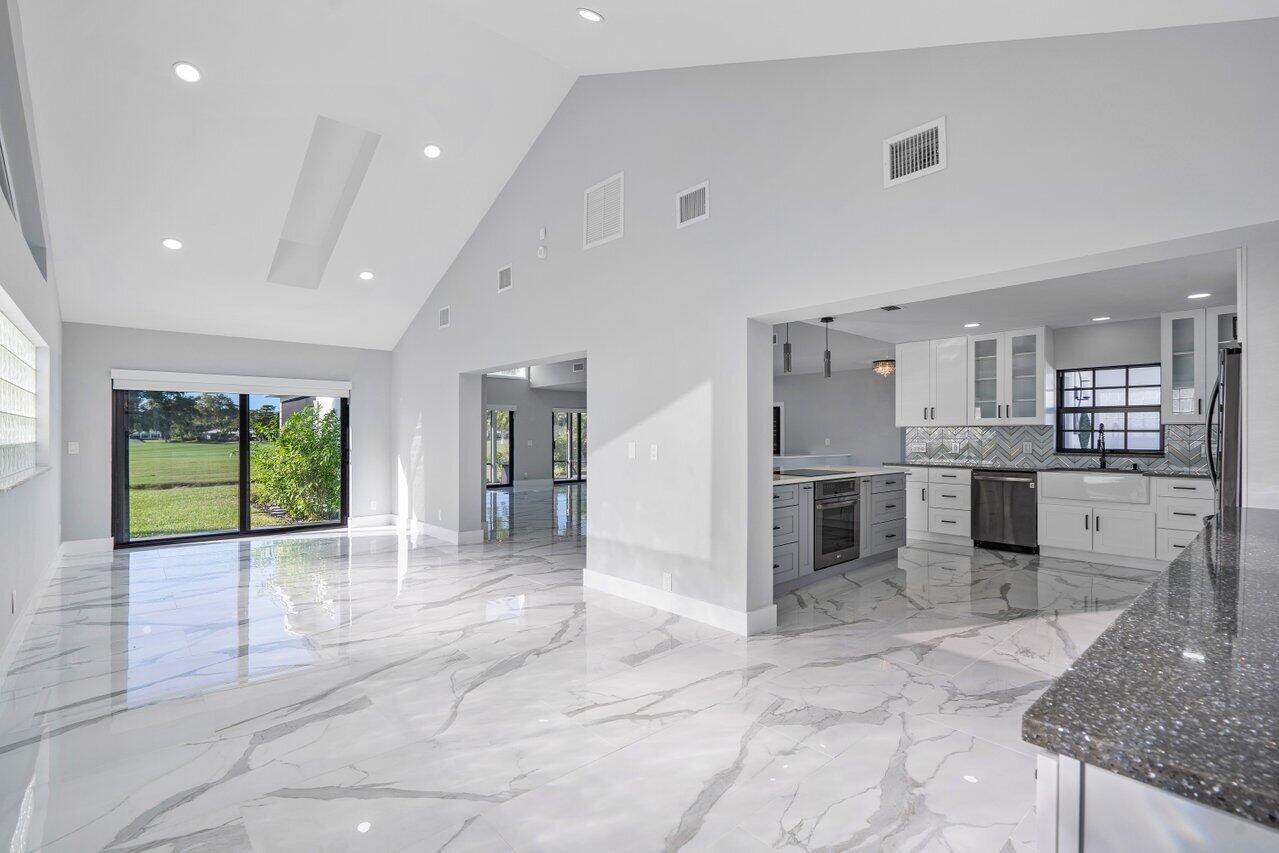 51 Woods Lane