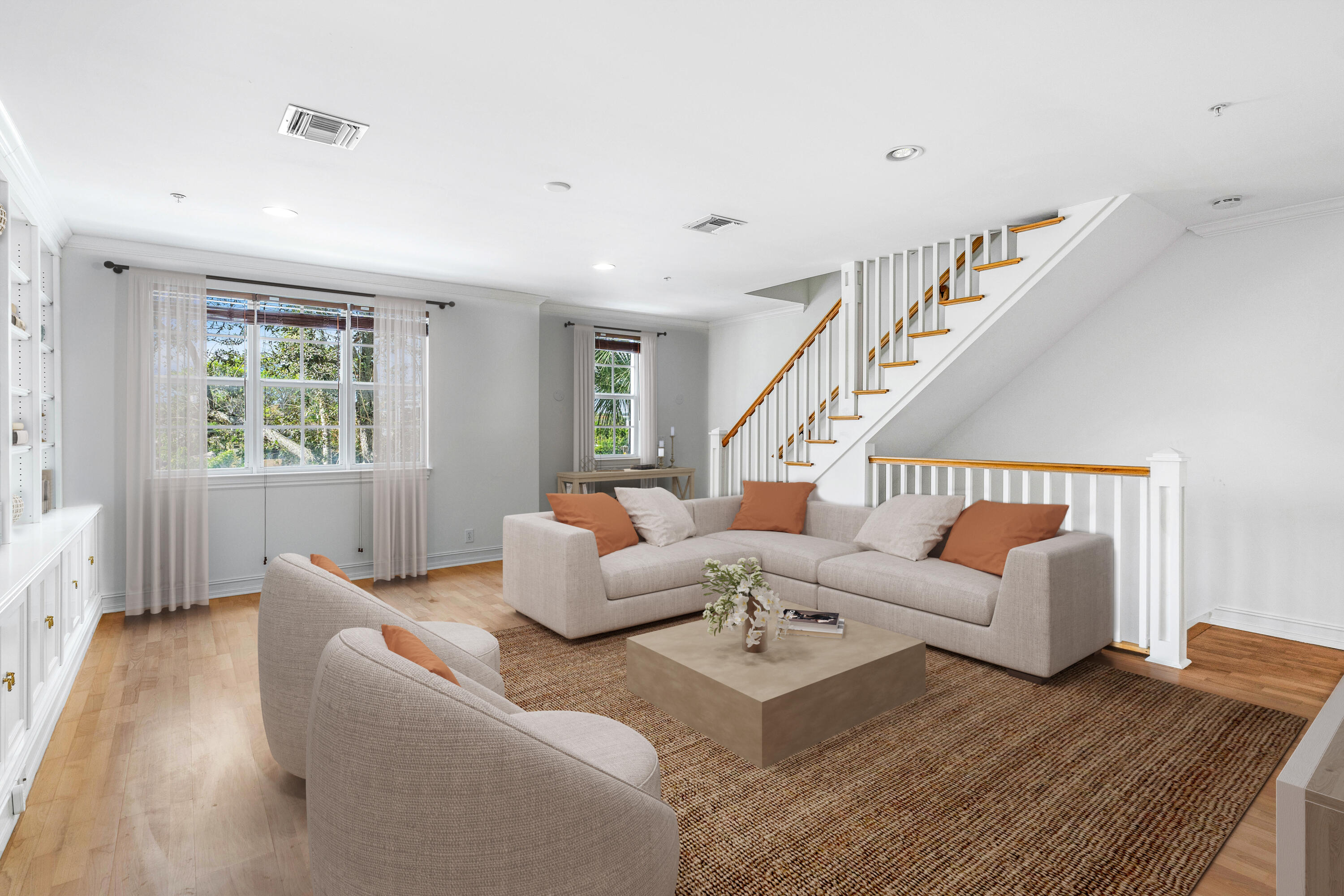 332 W Mallory Circle