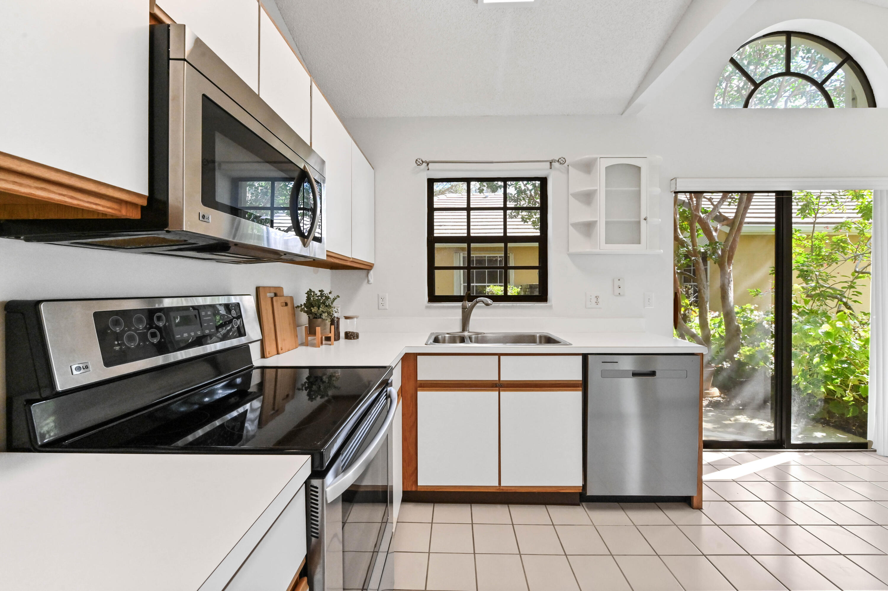 4500 Sherwood Forest Drive