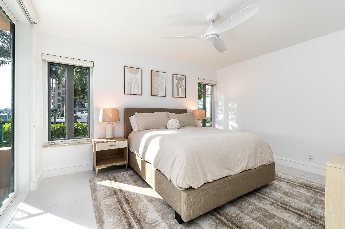 100 SE 5th Avenue 101