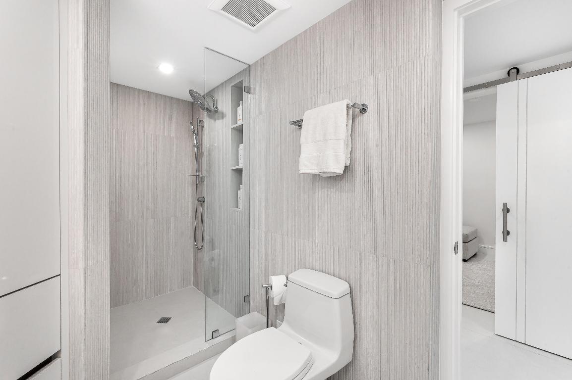 100 SE 5th Avenue 101