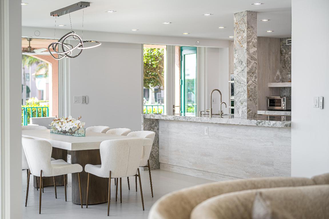 100 SE 5th Avenue 101