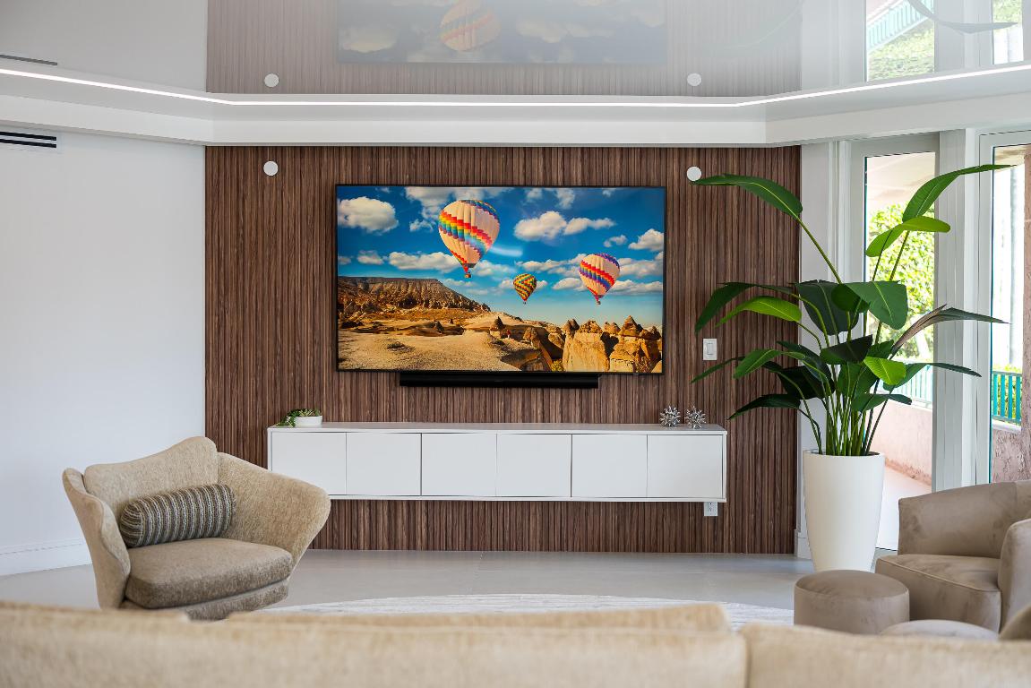 100 SE 5th Avenue 101