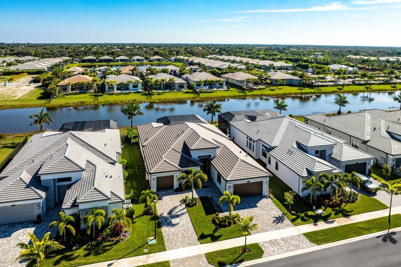 11200 Glen Orchard Lane