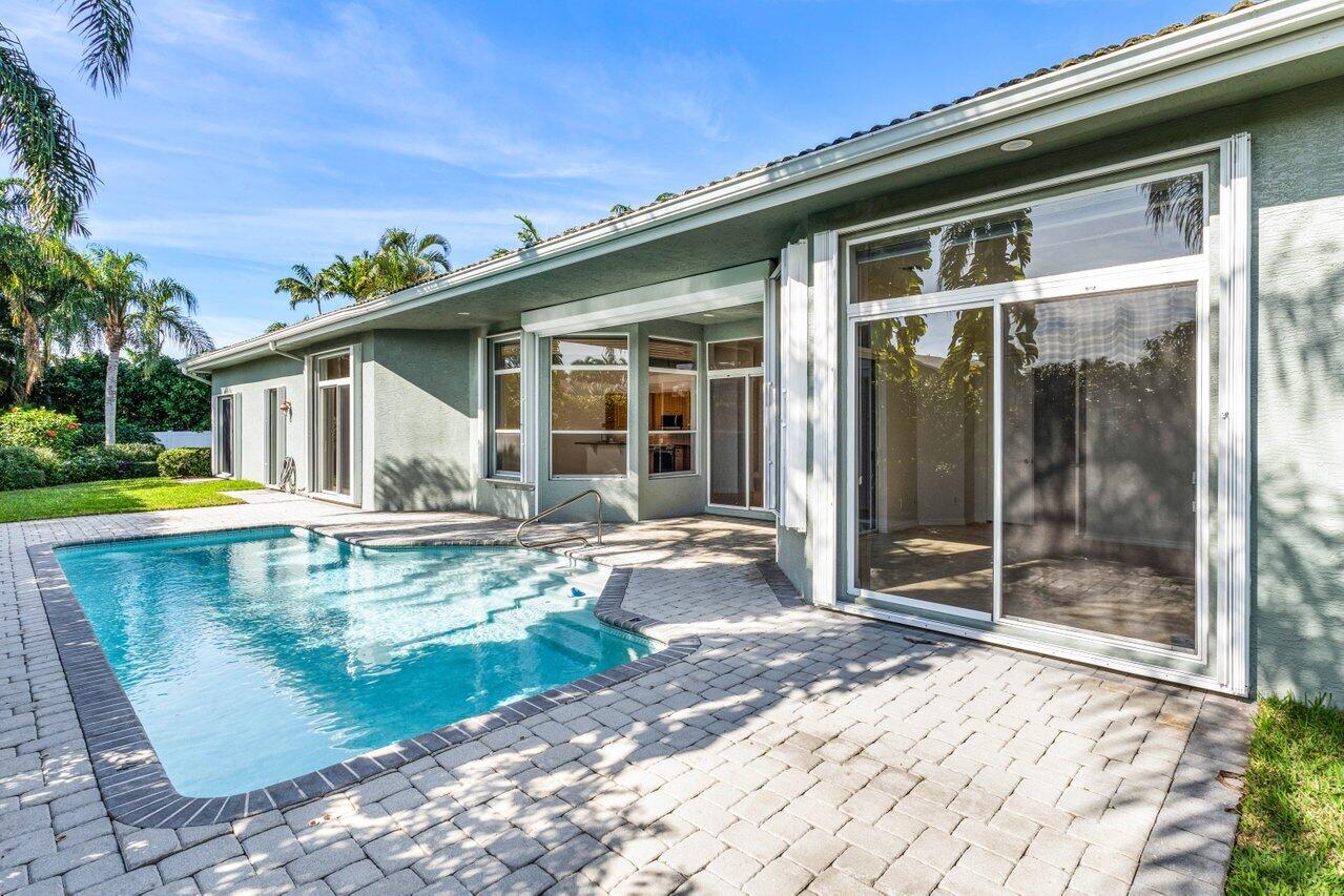 400 Rosewood Circle