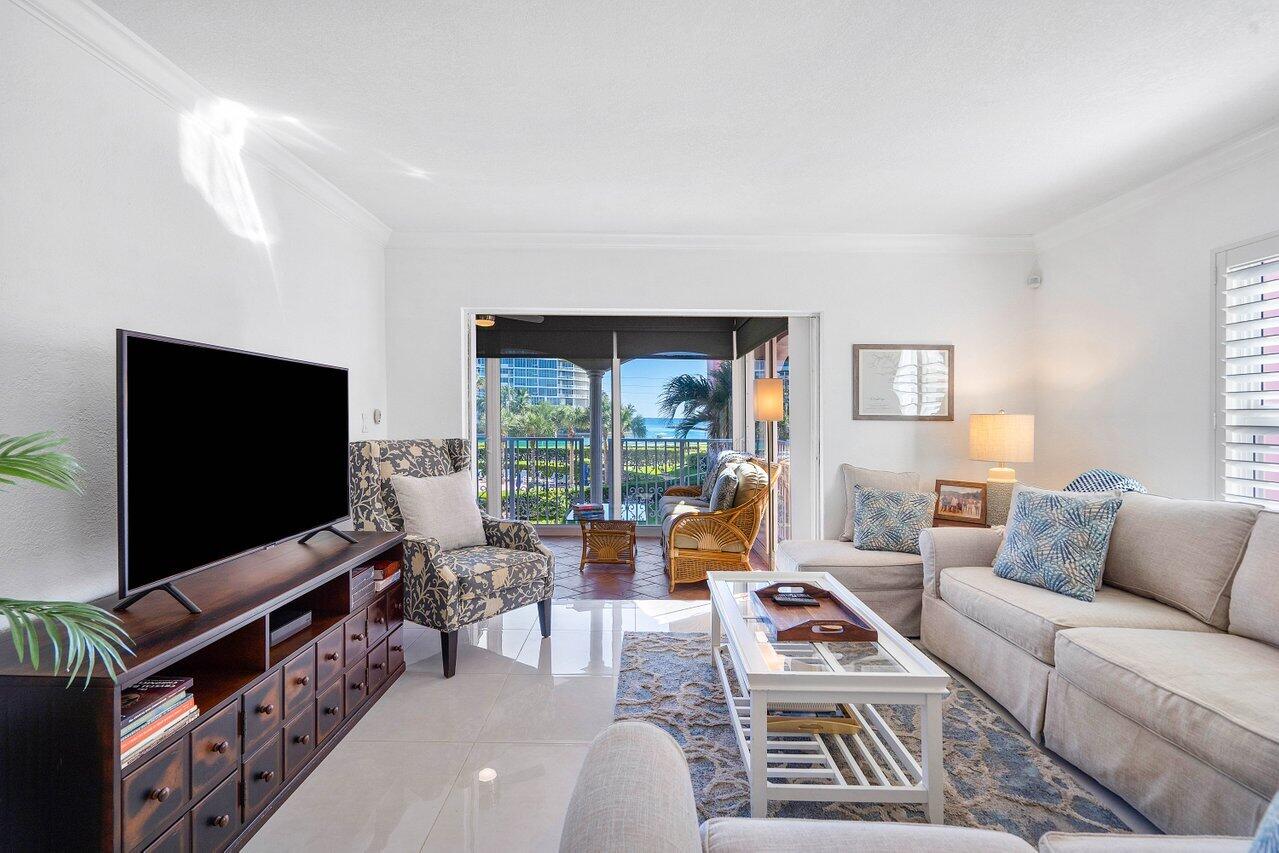 1040 Banyan Road 2010