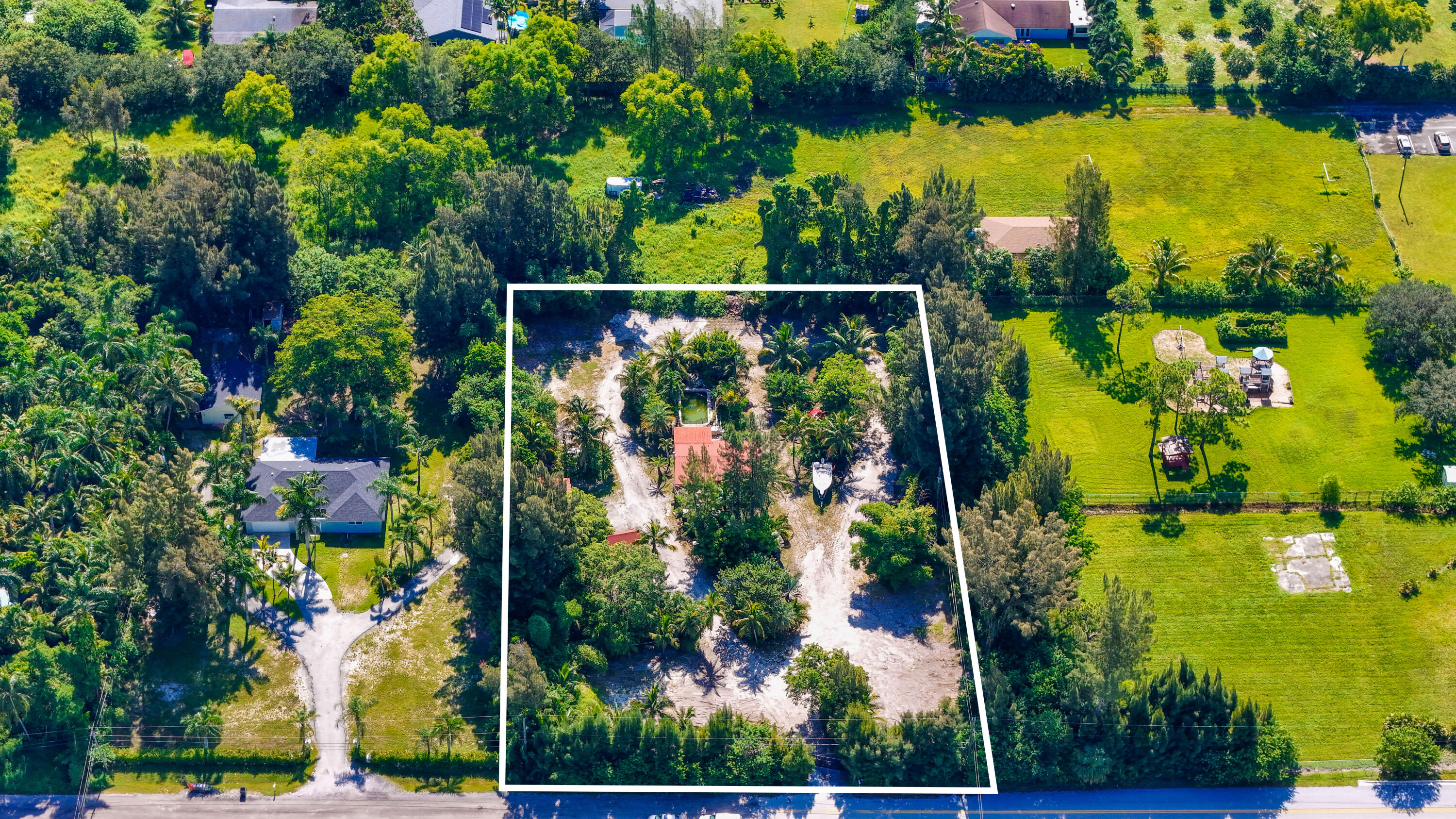5866 De Soto Road
