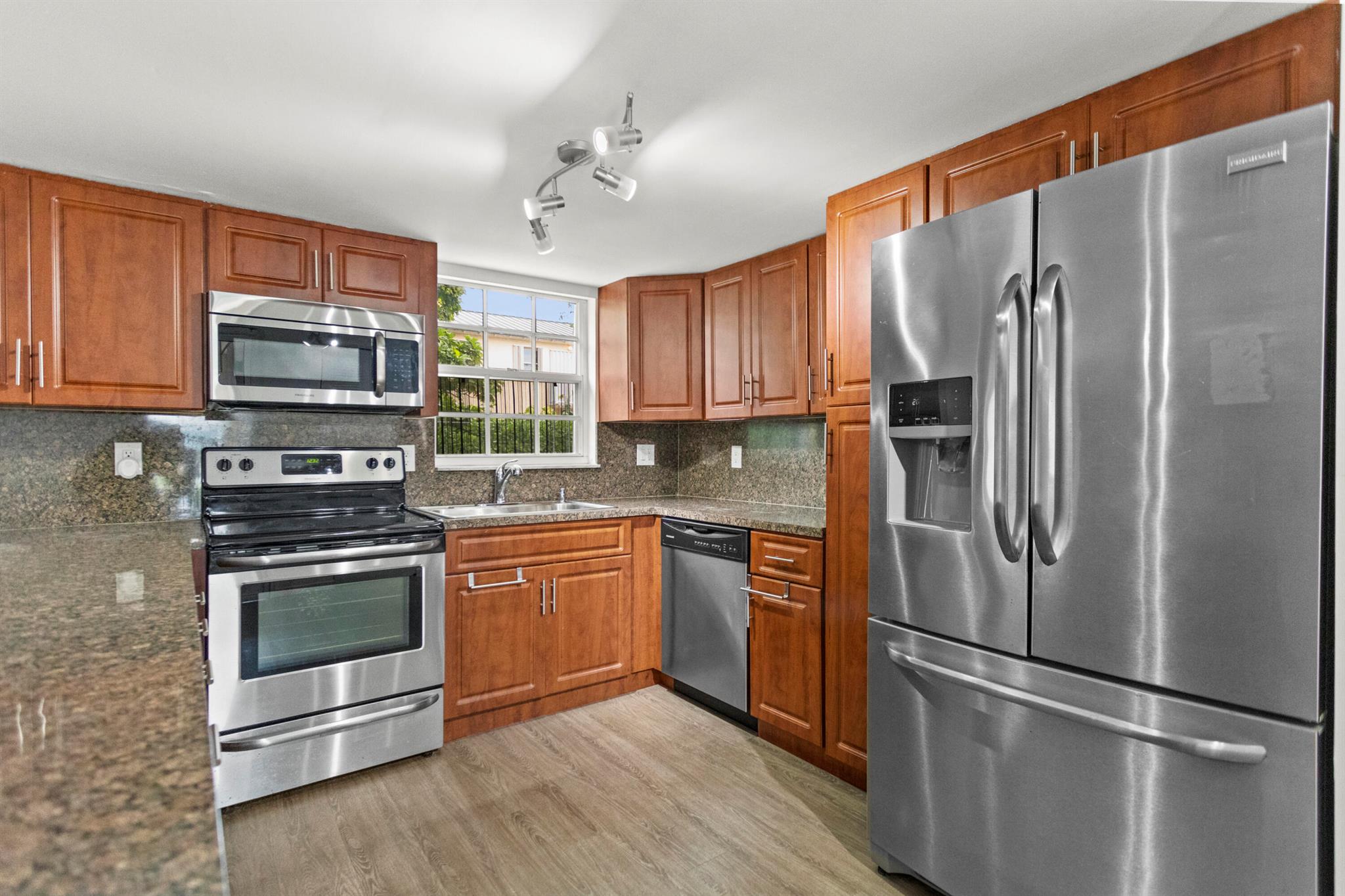 12113 SW 272nd Terrace