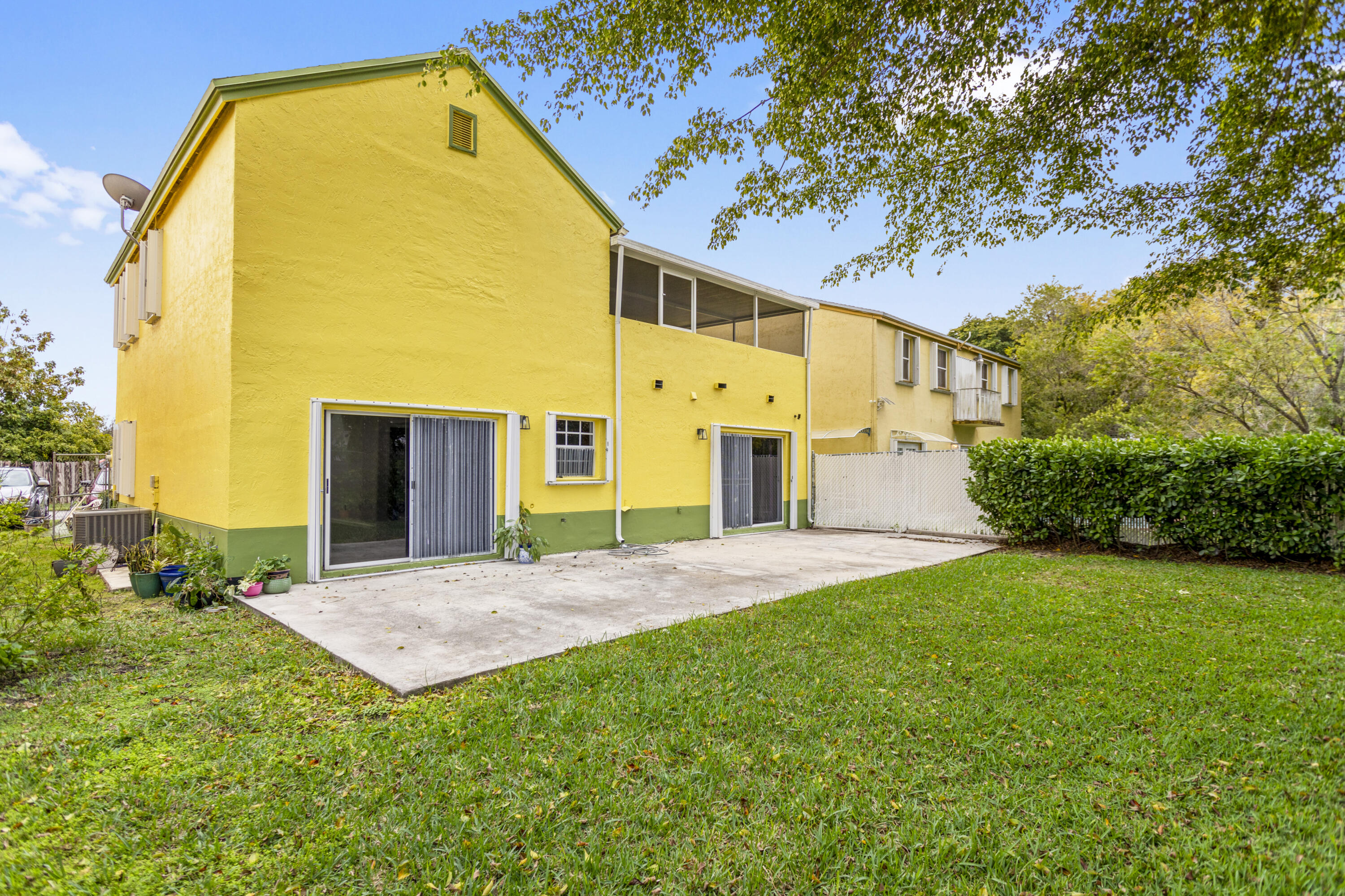 12113 SW 272nd Terrace