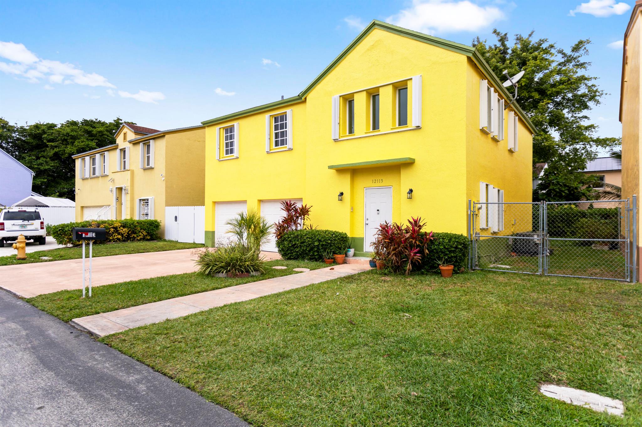 12113 SW 272nd Terrace