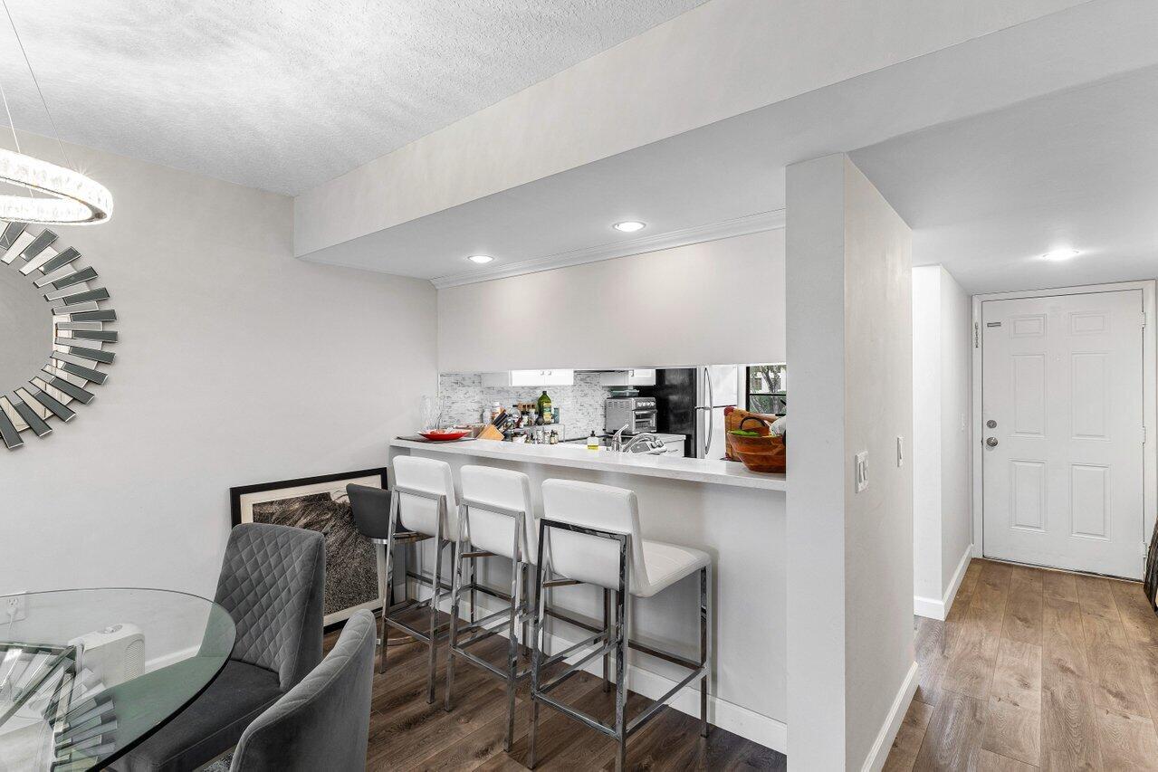 3630 Whitehall Drive #205, West Palm Beach Unit: #205