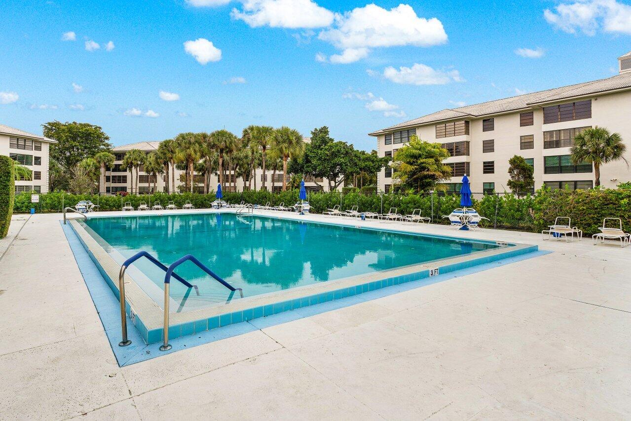 3630 Whitehall Drive #205, West Palm Beach Unit: #205