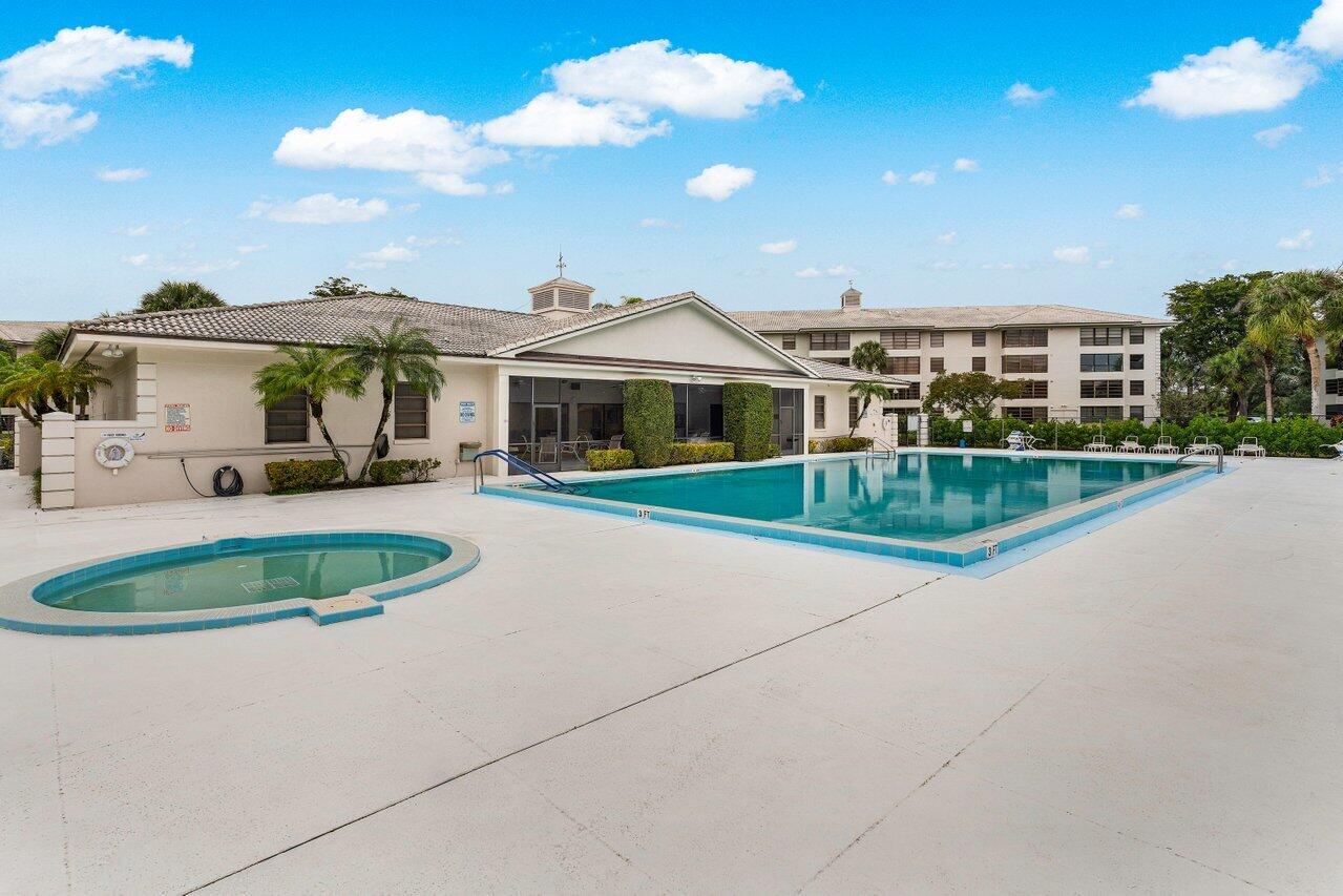 3630 Whitehall Drive #205, West Palm Beach Unit: #205