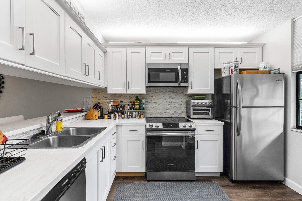 3630 Whitehall Drive #205, West Palm Beach Unit: #205