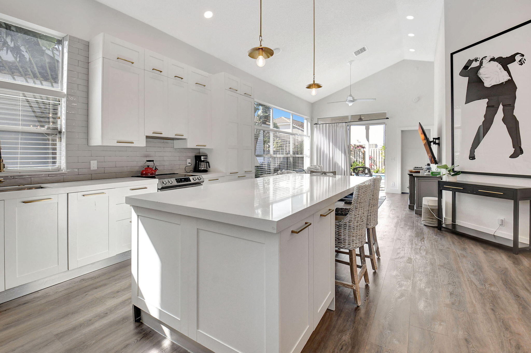 6675 NW 25th Terrace