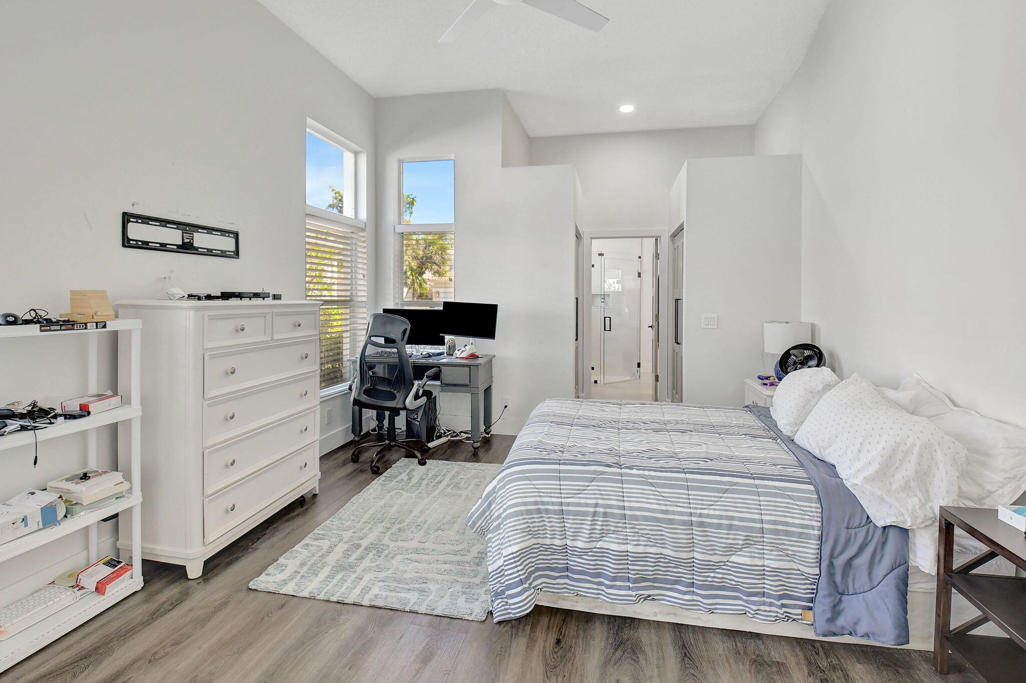 6675 NW 25th Terrace